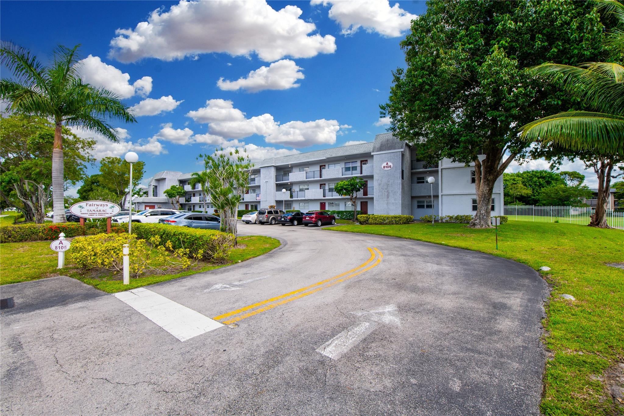 FAIRWAYS OF TAMARAC CONDO - Residential