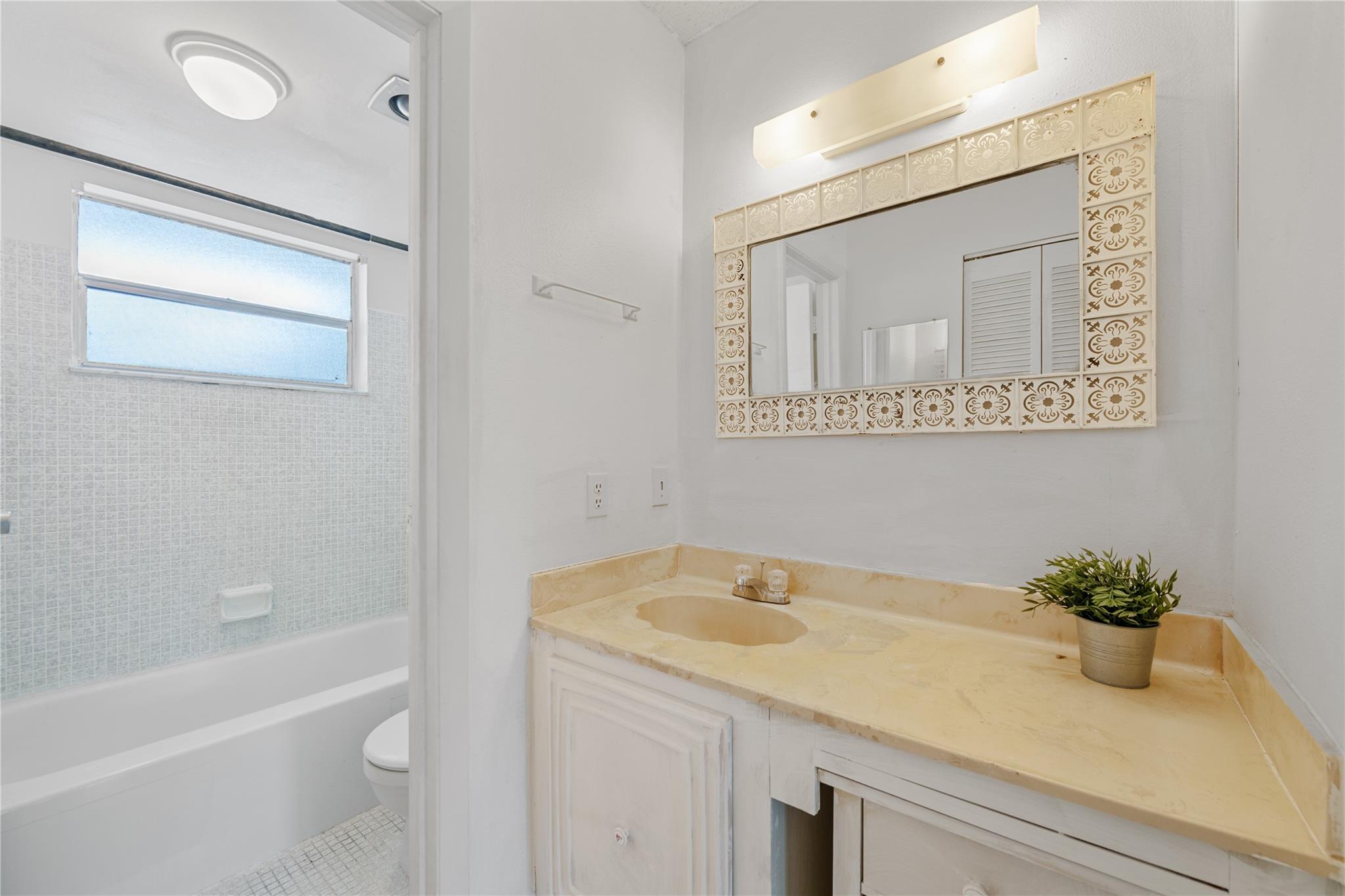 FAIRWAYS OF TAMARAC CONDO - Residential