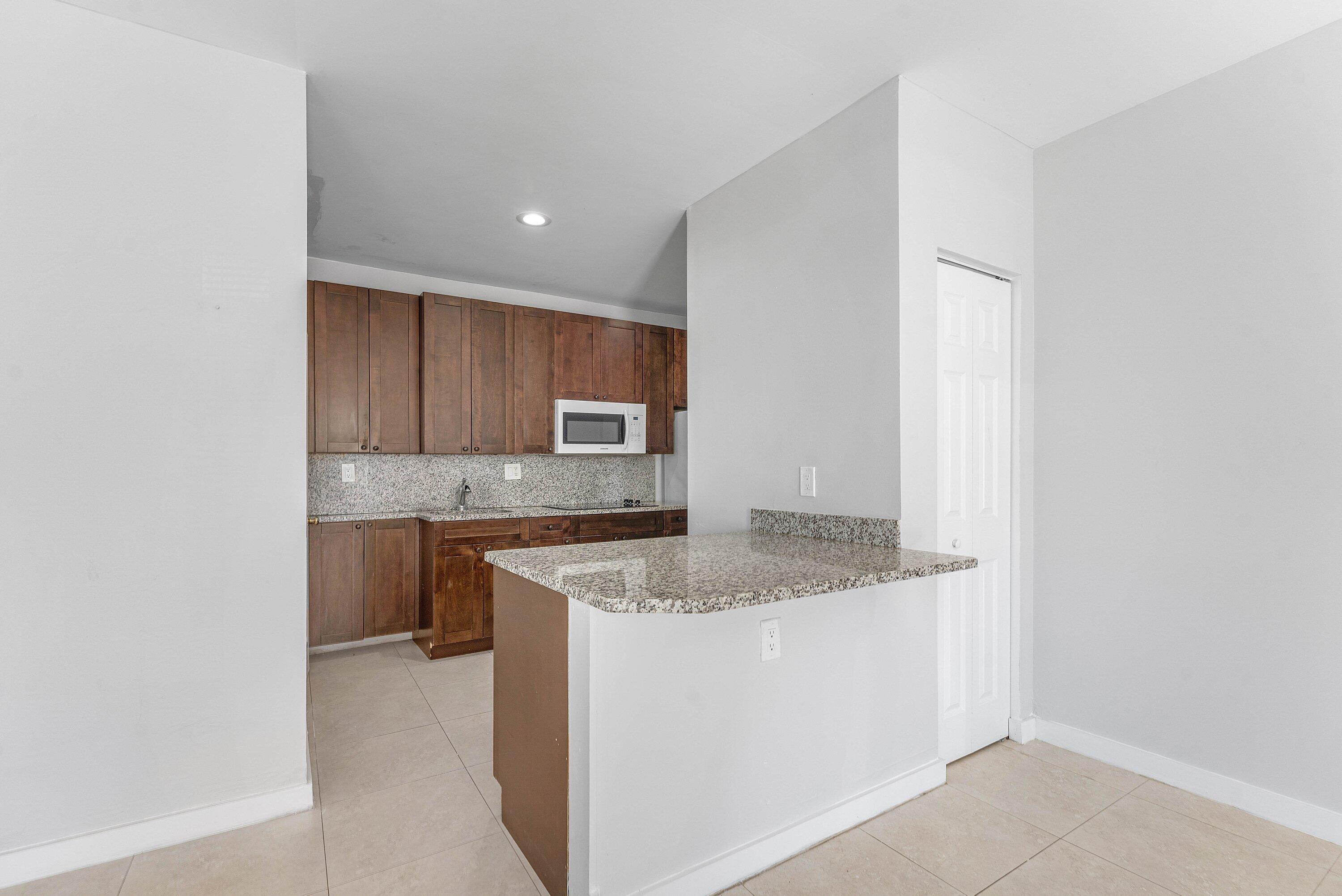 LAKEVIEW RIDGE - Residential Lease