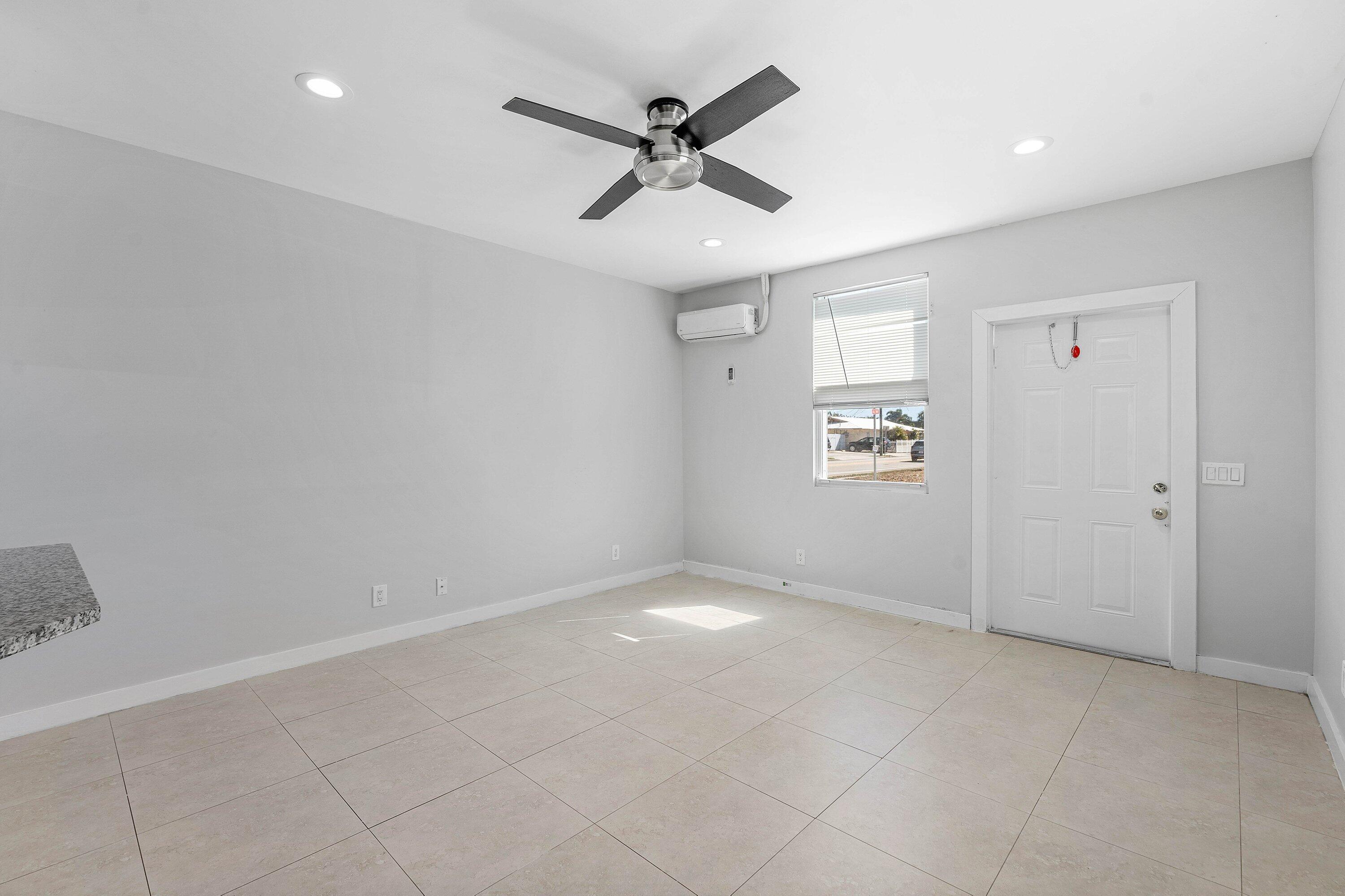 LAKEVIEW RIDGE - Residential Lease