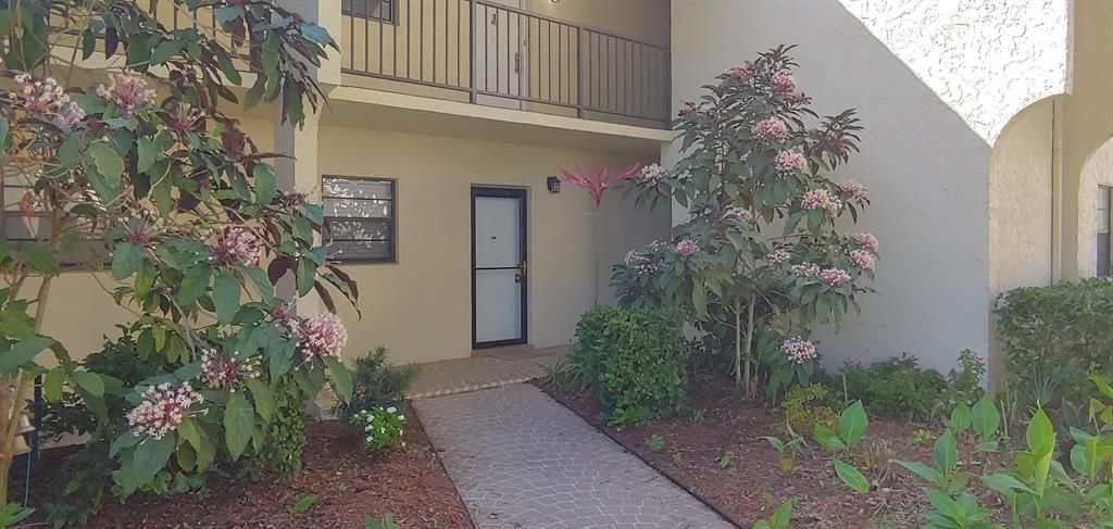 Photo of 2050 Oleander Boulevard #4102, Fort Pierce, FL 34950 (MLS # R10698975)