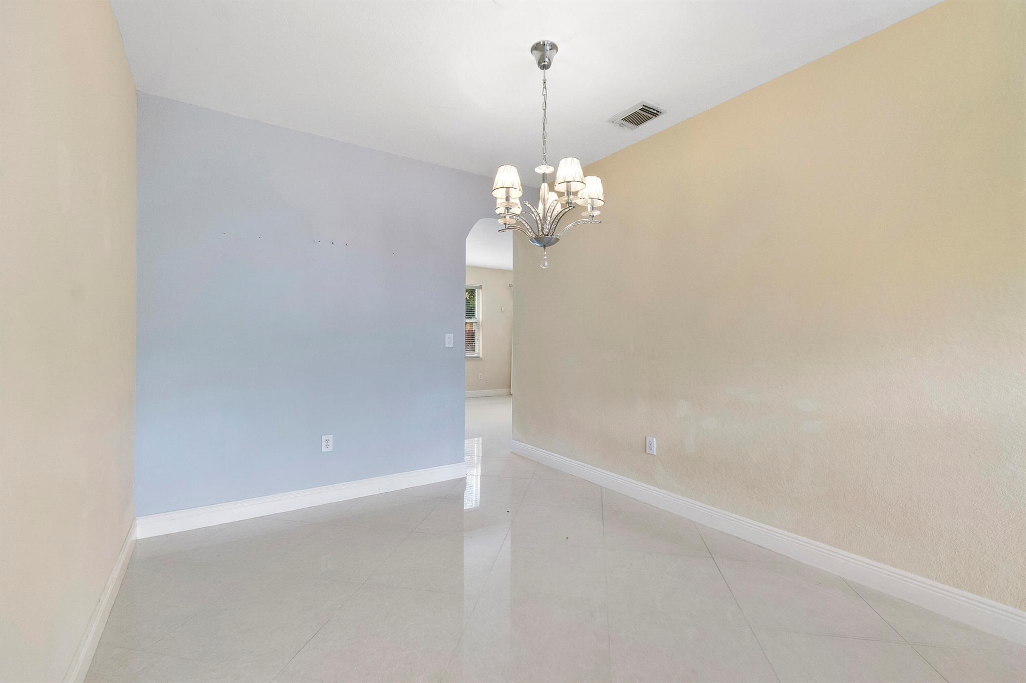 Kendall Breeze - Residential