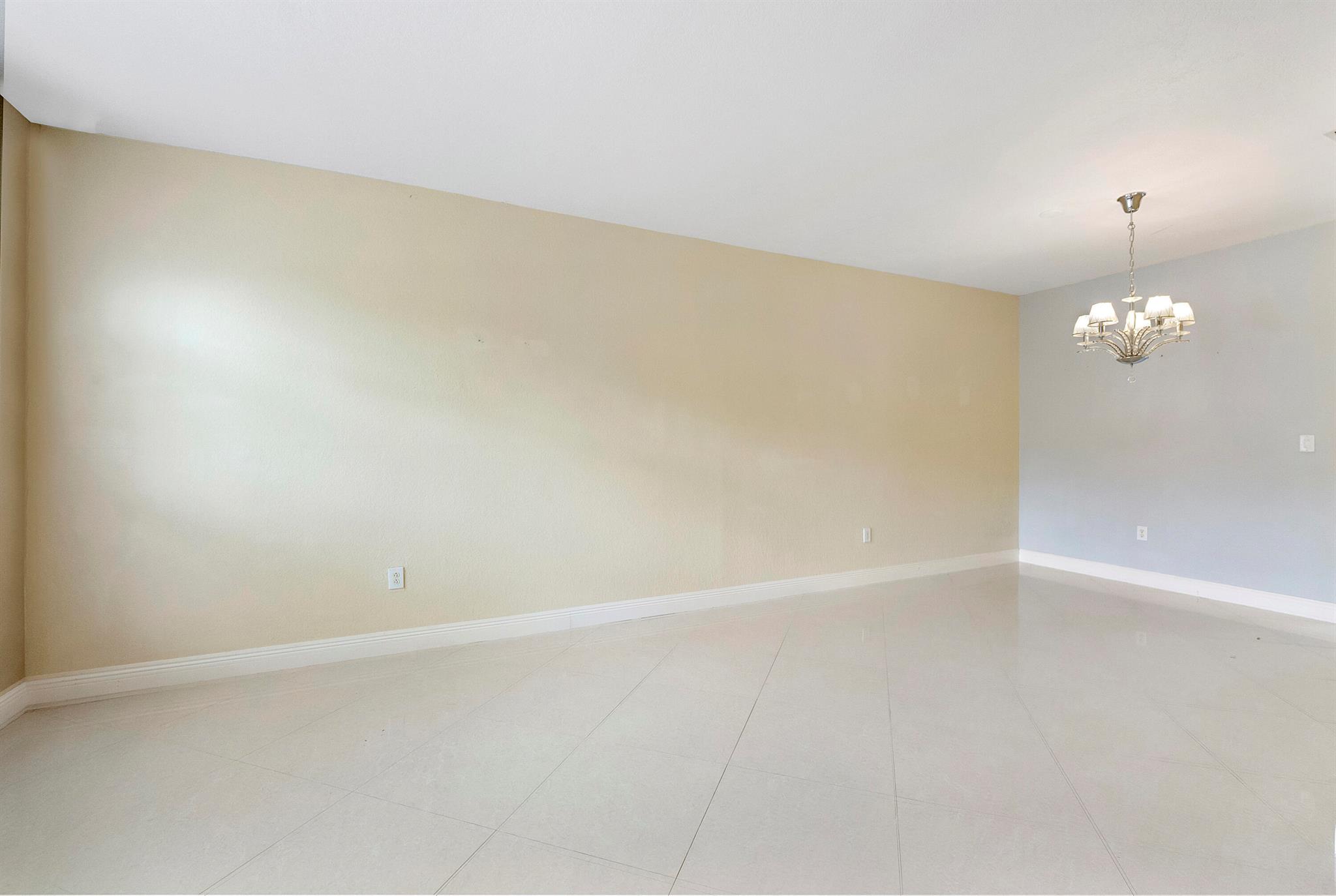 Kendall Breeze - Residential