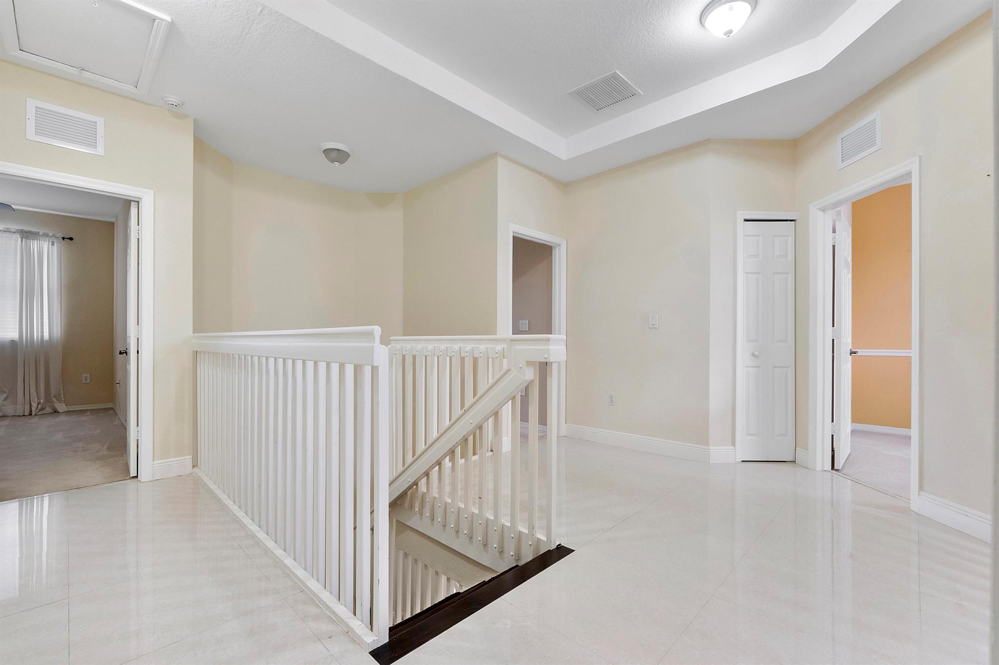 Kendall Breeze - Residential