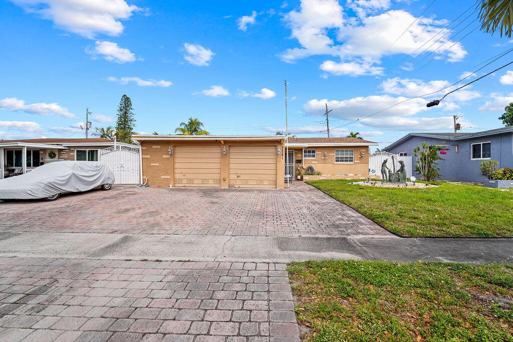 7241 La Croix Drive