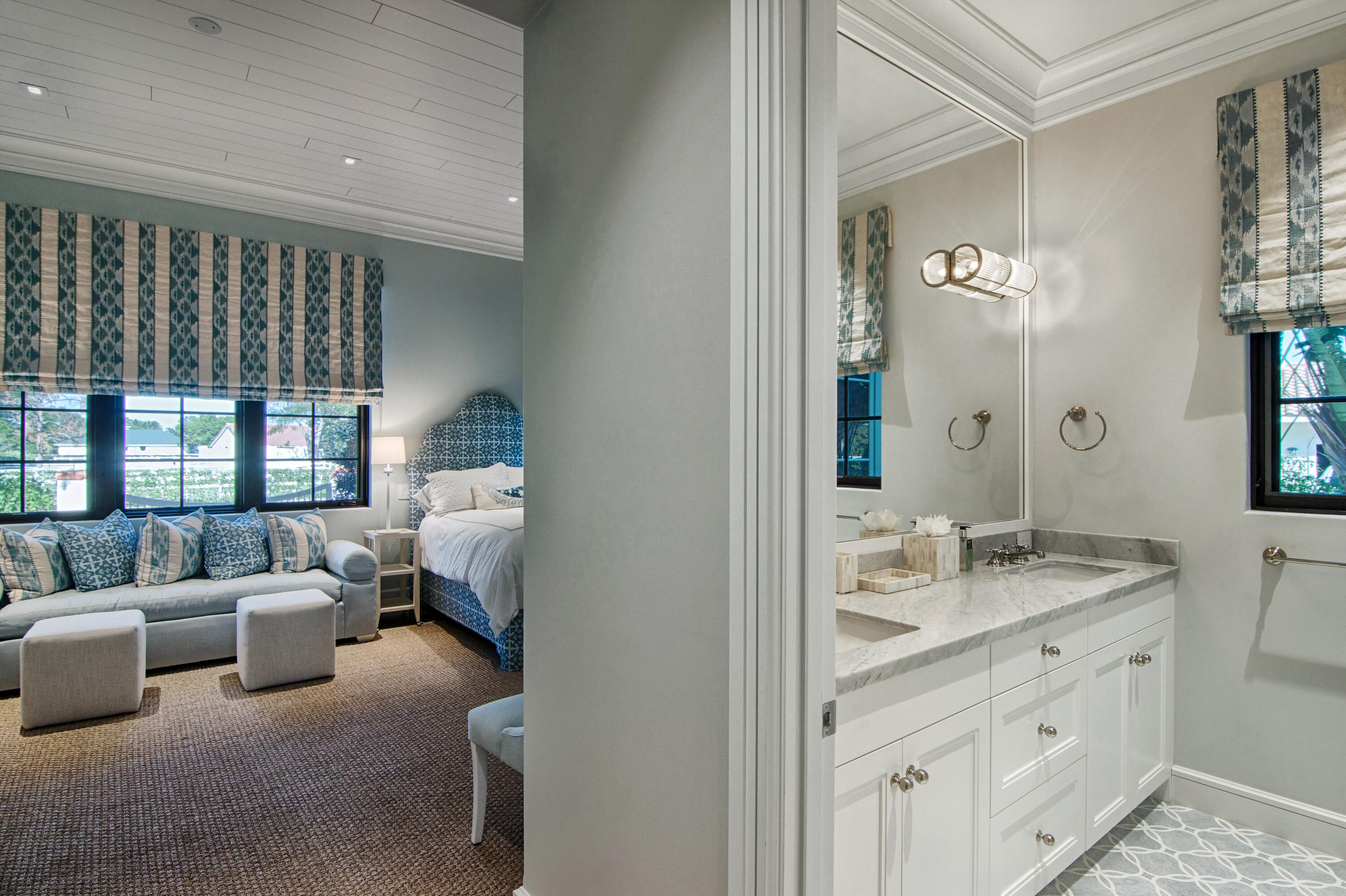 SADDLE TRAIL PARK OF WELLINGTON - Residential