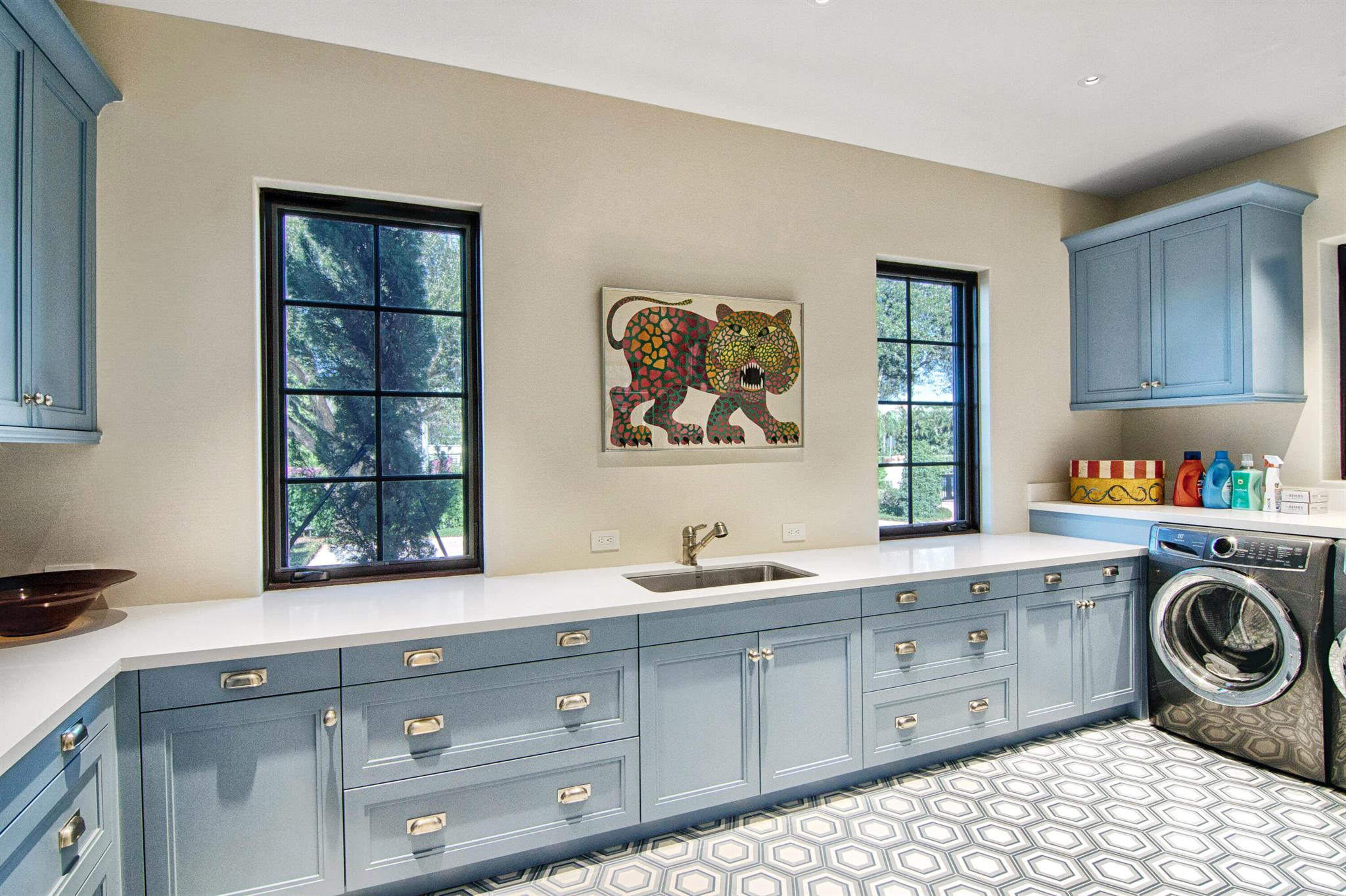 SADDLE TRAIL PARK OF WELL - Residential