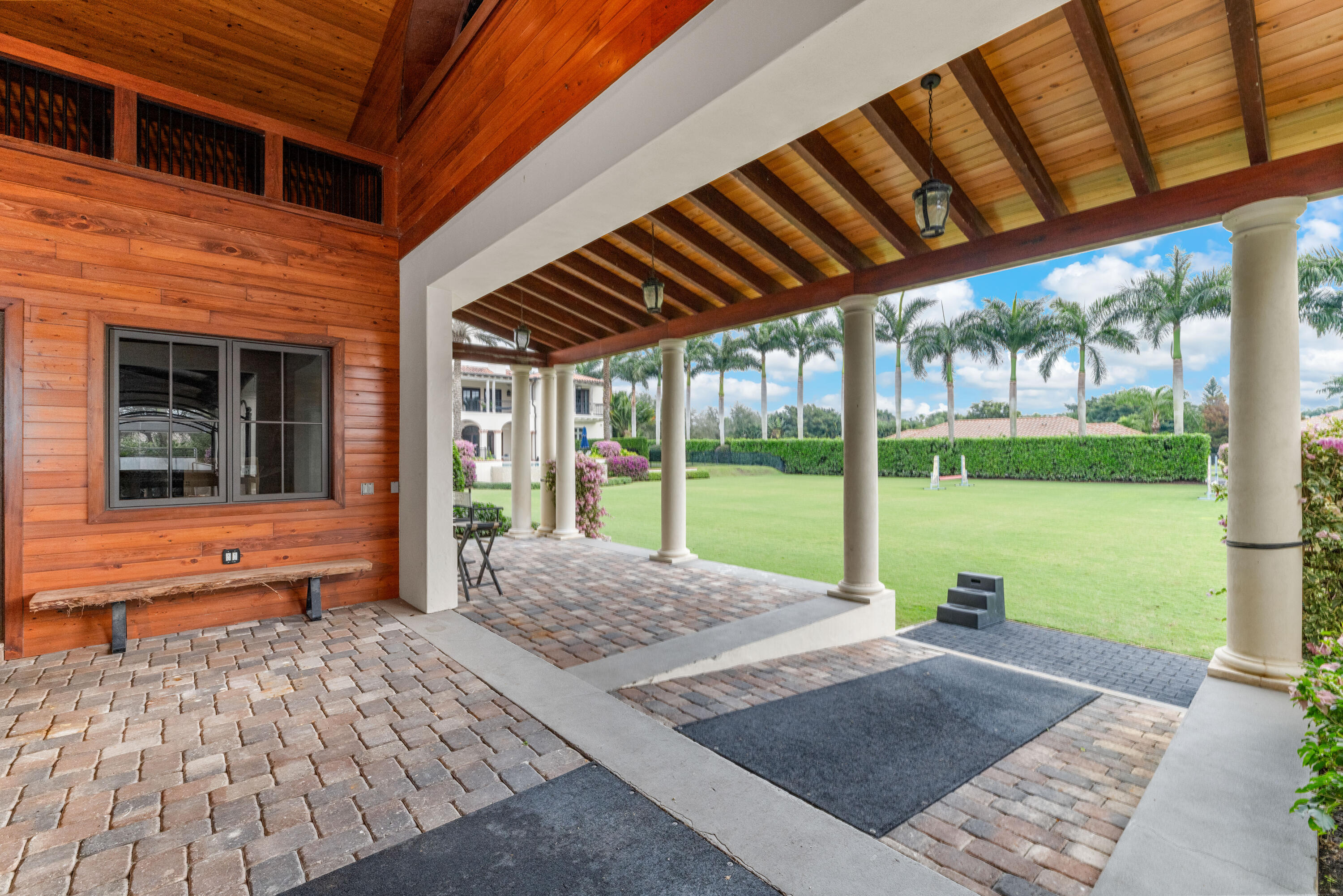 SADDLE TRAIL PARK OF WELLINGTON - Residential