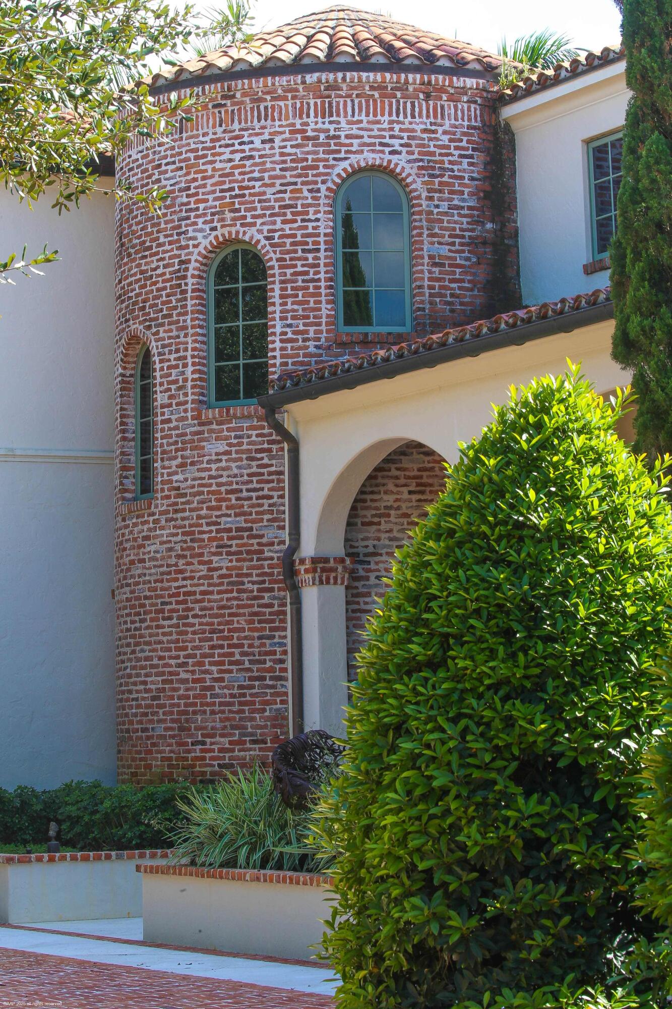 SADDLE TRAIL PARK OF WELLINGTON - Residential