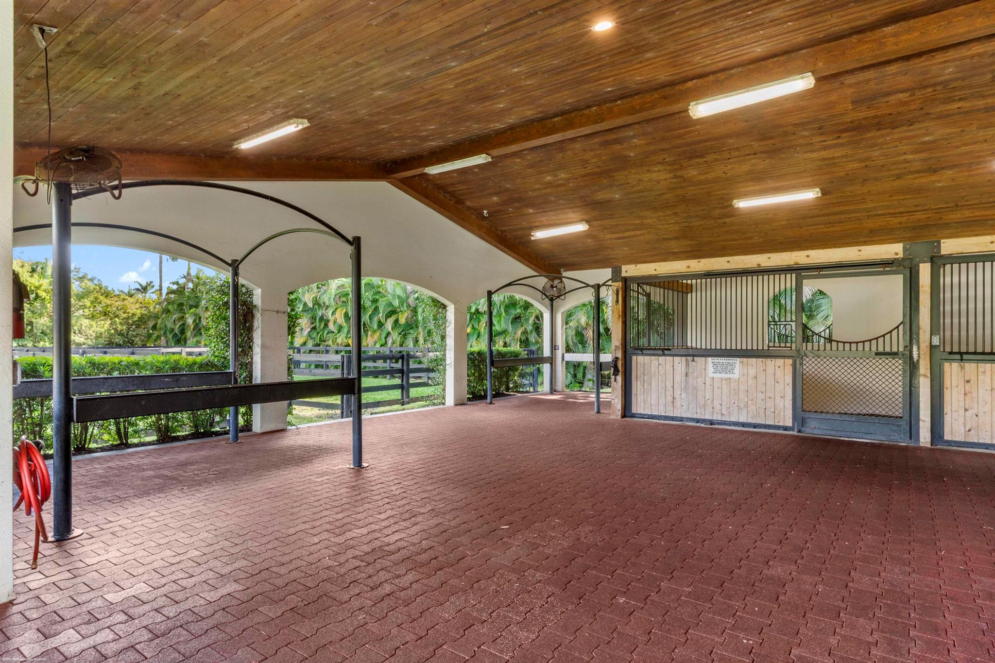 SADDLE TRAIL PARK OF WELL - Residential