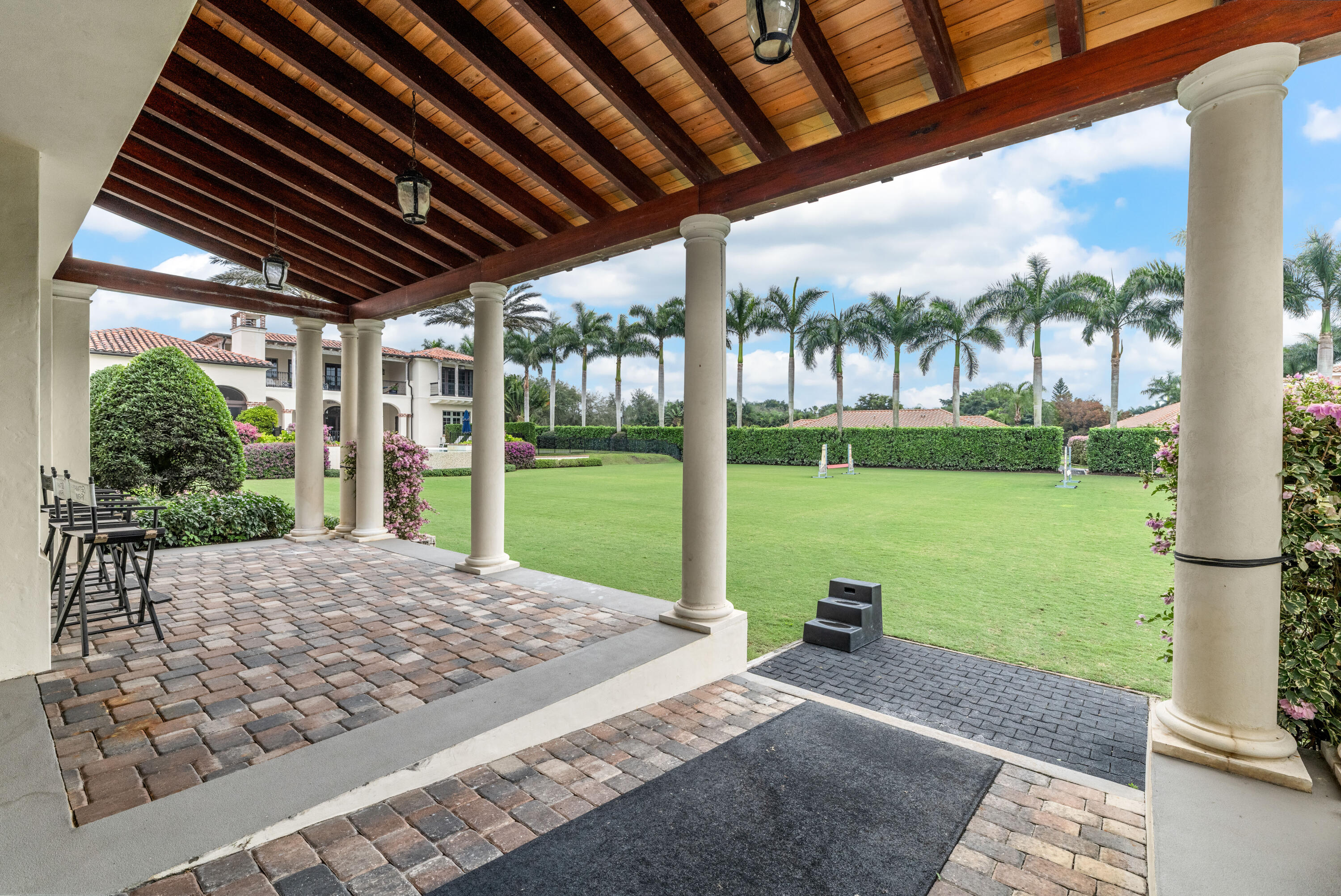 SADDLE TRAIL PARK OF WELLINGTON - Residential