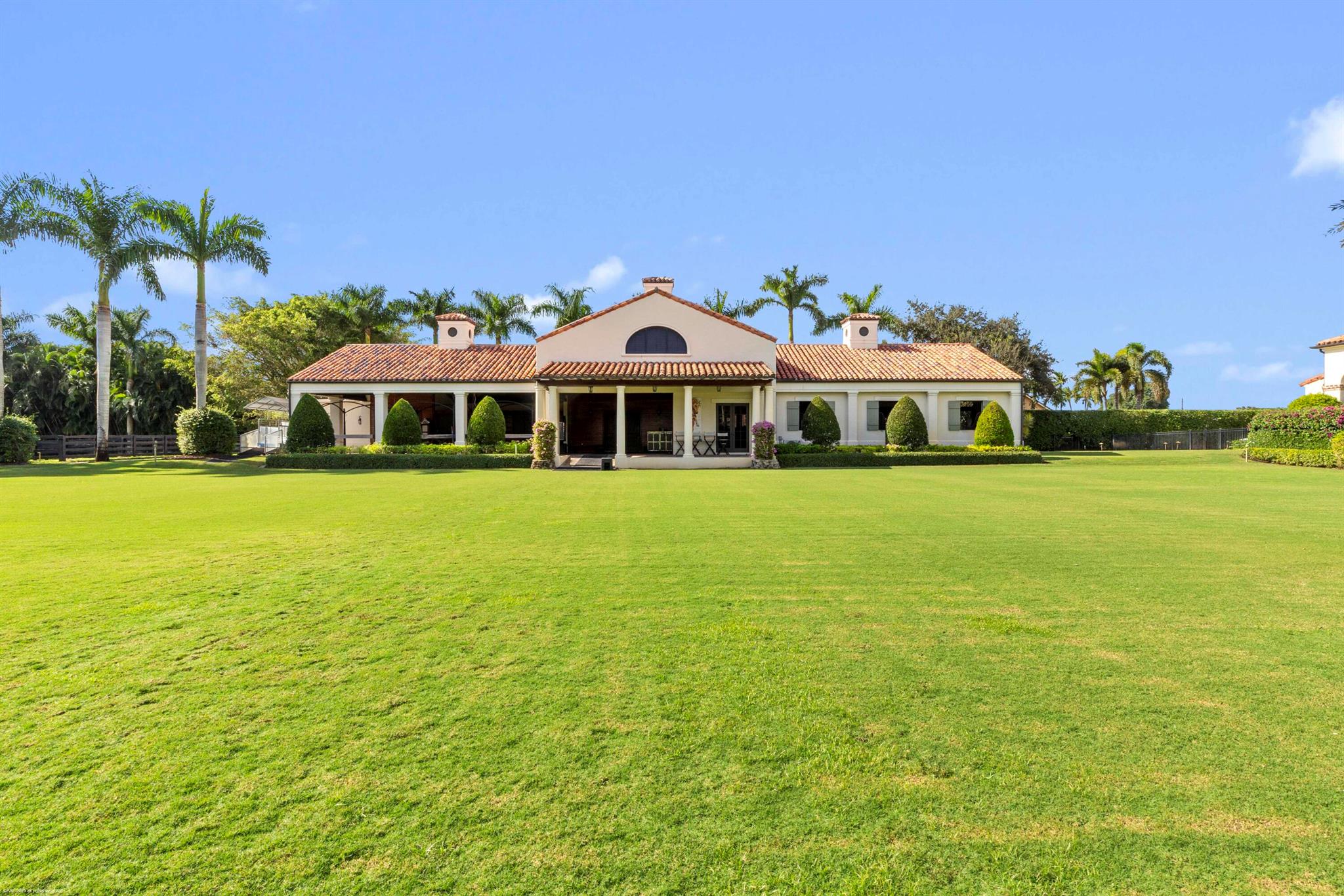 SADDLE TRAIL PARK OF WELL - Residential