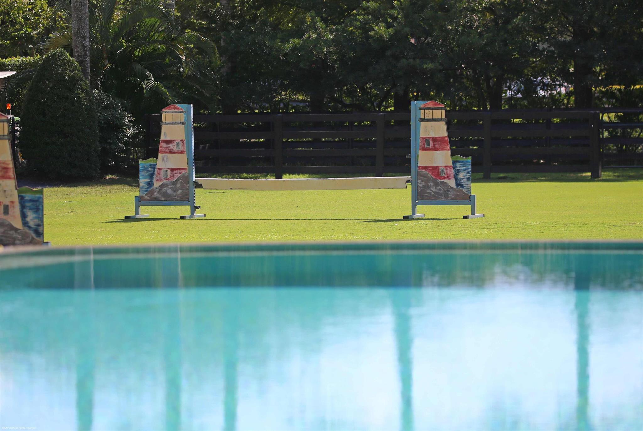 SADDLE TRAIL PARK OF WELL - Residential