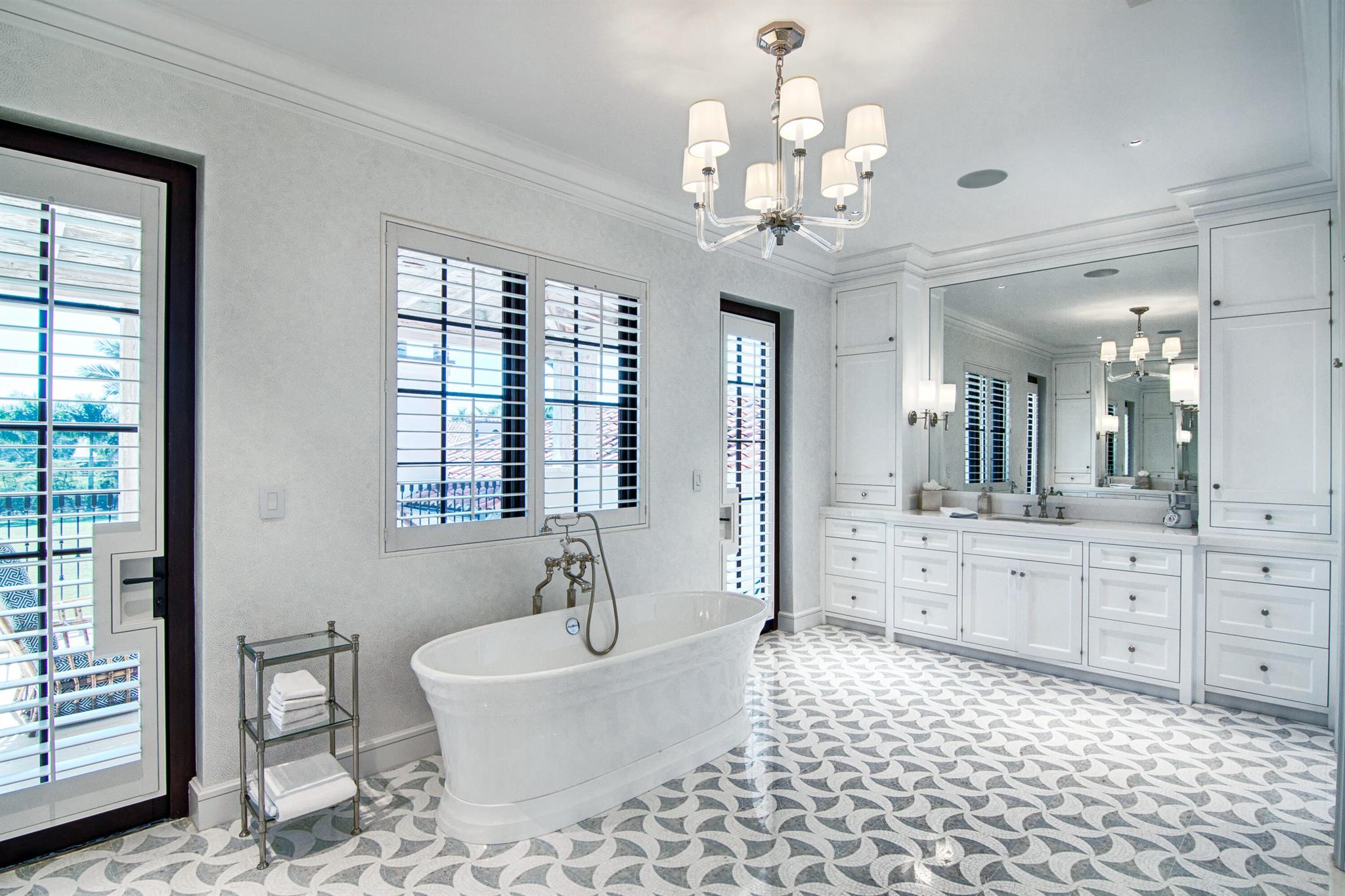 SADDLE TRAIL PARK OF WELL - Residential