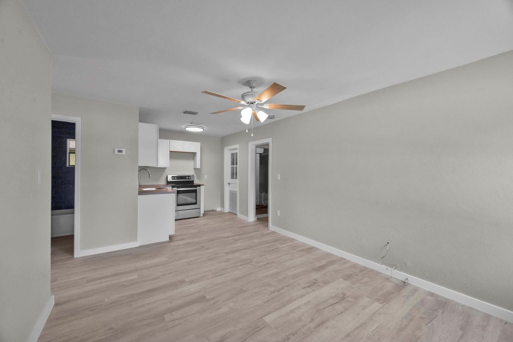 Photo of 5007 San Diego Avenue, Fort Pierce, FL 34946 (MLS # R11104841)