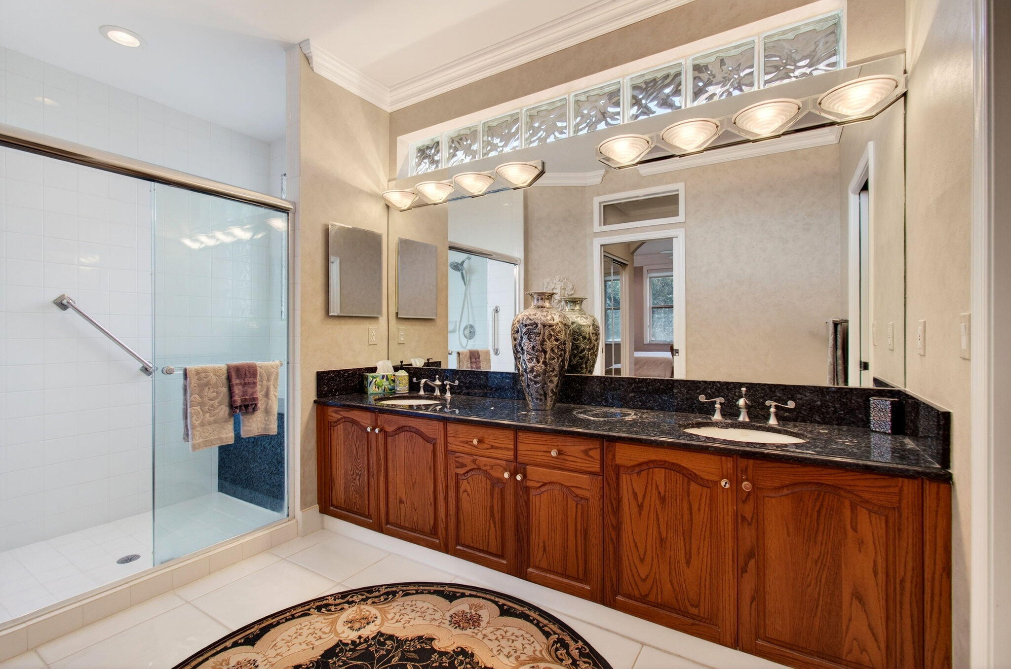 ABERDEEN 15 - Residential