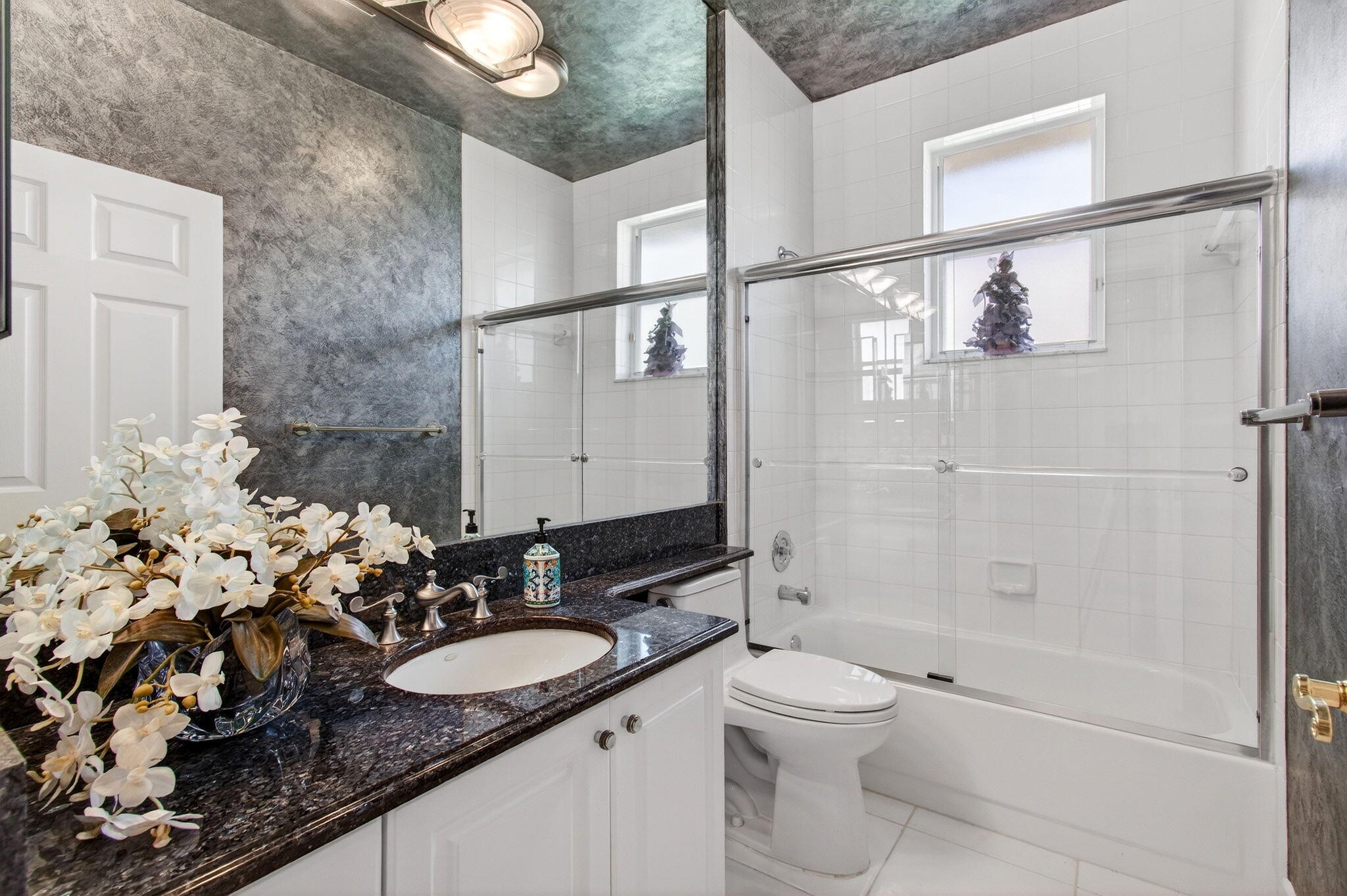 ABERDEEN 15 - Residential