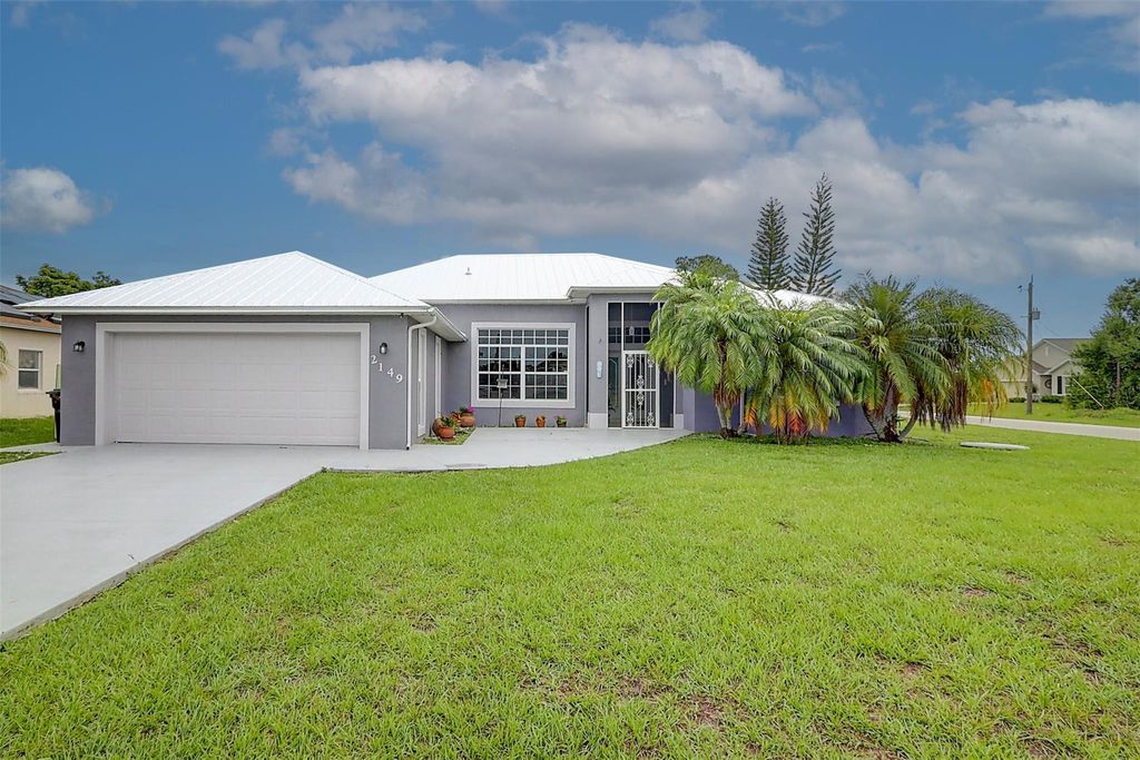 Photo of 2149 SW Savage Blvd, Port St Lucie, FL 34953 (MLS # F10394781)