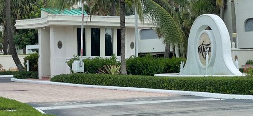 Photo of 3000 N Ocean Drive #35d, Singer Island, FL 33404 (MLS # R10880050)