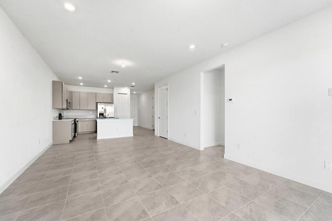 SEAGROVE PUD - Residential Lease