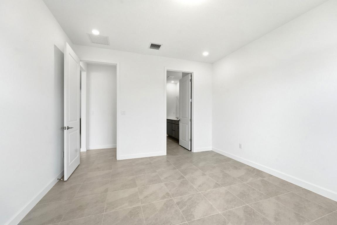 SEAGROVE PUD - Residential Lease