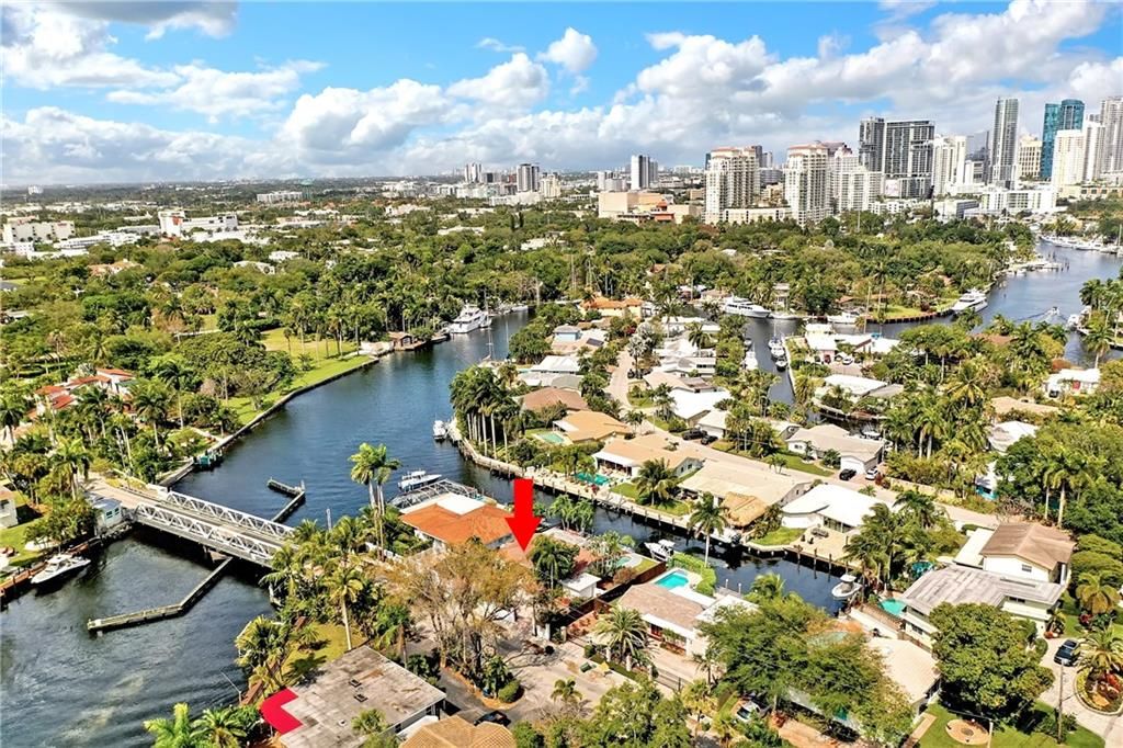 Photo of 530 SW 11th Ave, Fort Lauderdale, FL 33312 (MLS # F10281528)