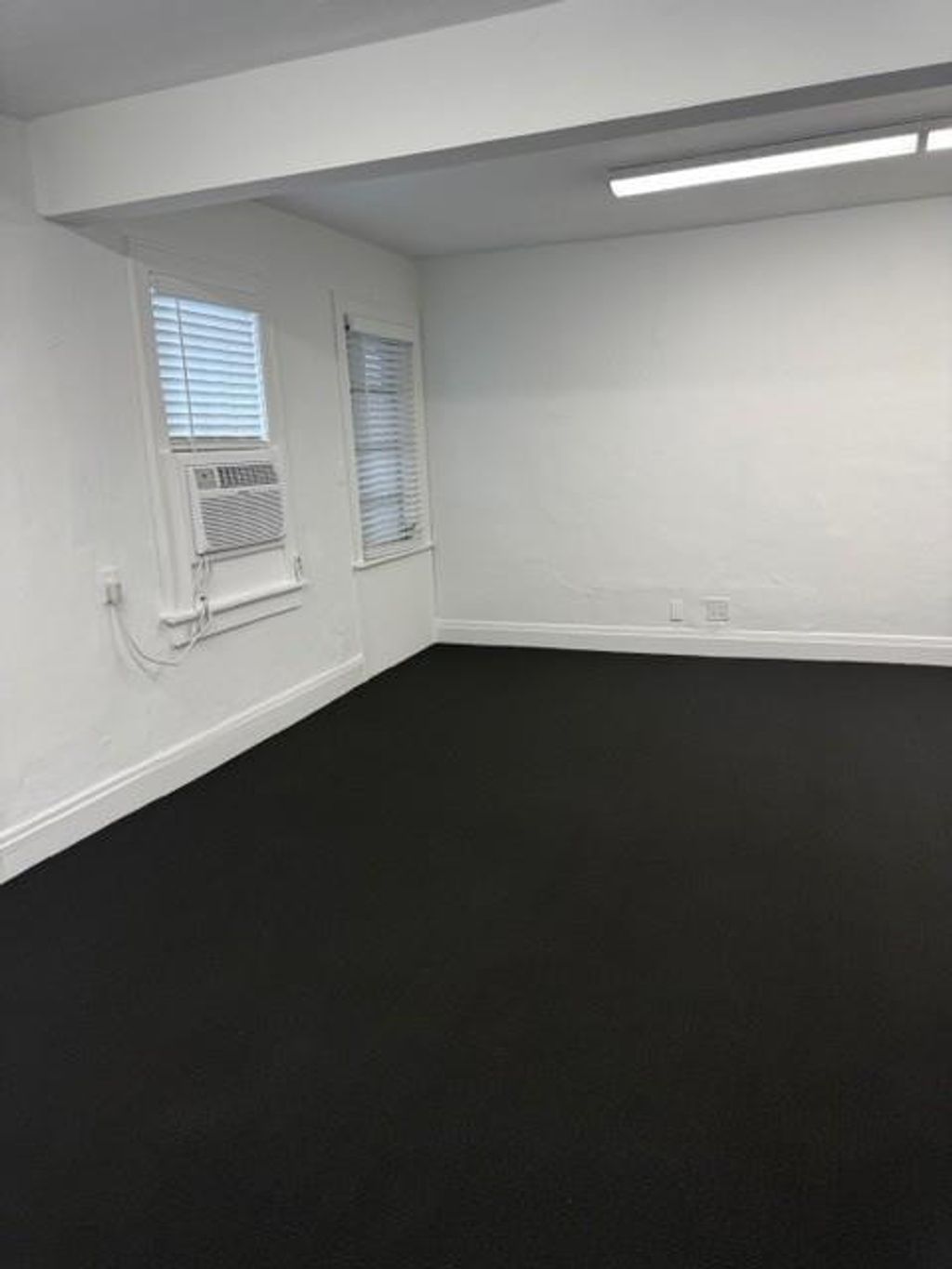 Photo of 608 SE 6th Street #6, Fort Lauderdale, FL 33301 (MLS # F10543944)