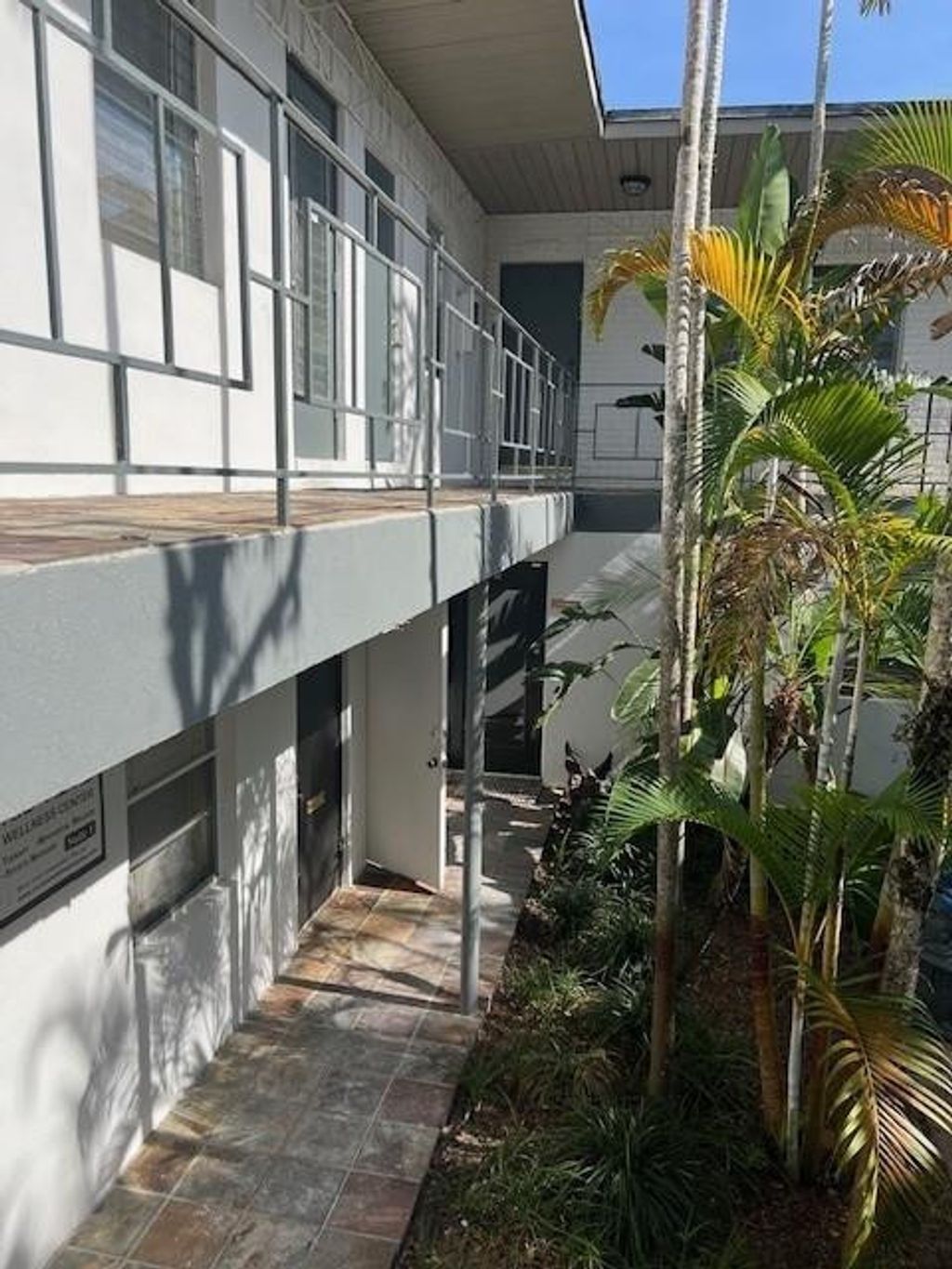 Photo of 608 SE 6th Street #6, Fort Lauderdale, FL 33301 (MLS # F10543944)