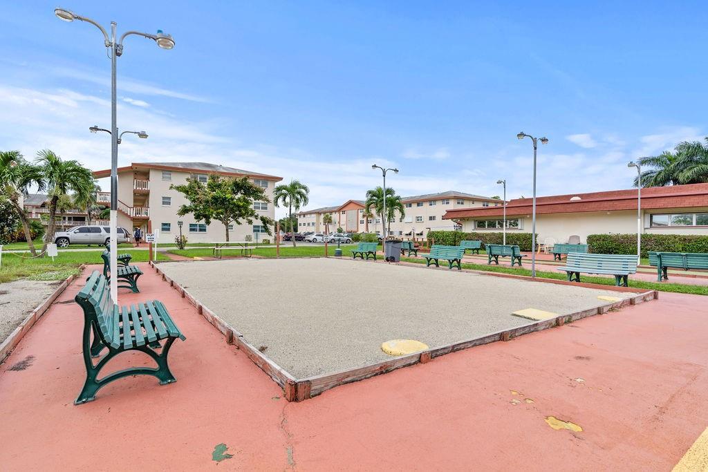 BEVERLY HILLS CONDO NUMBER FOUR - Residential