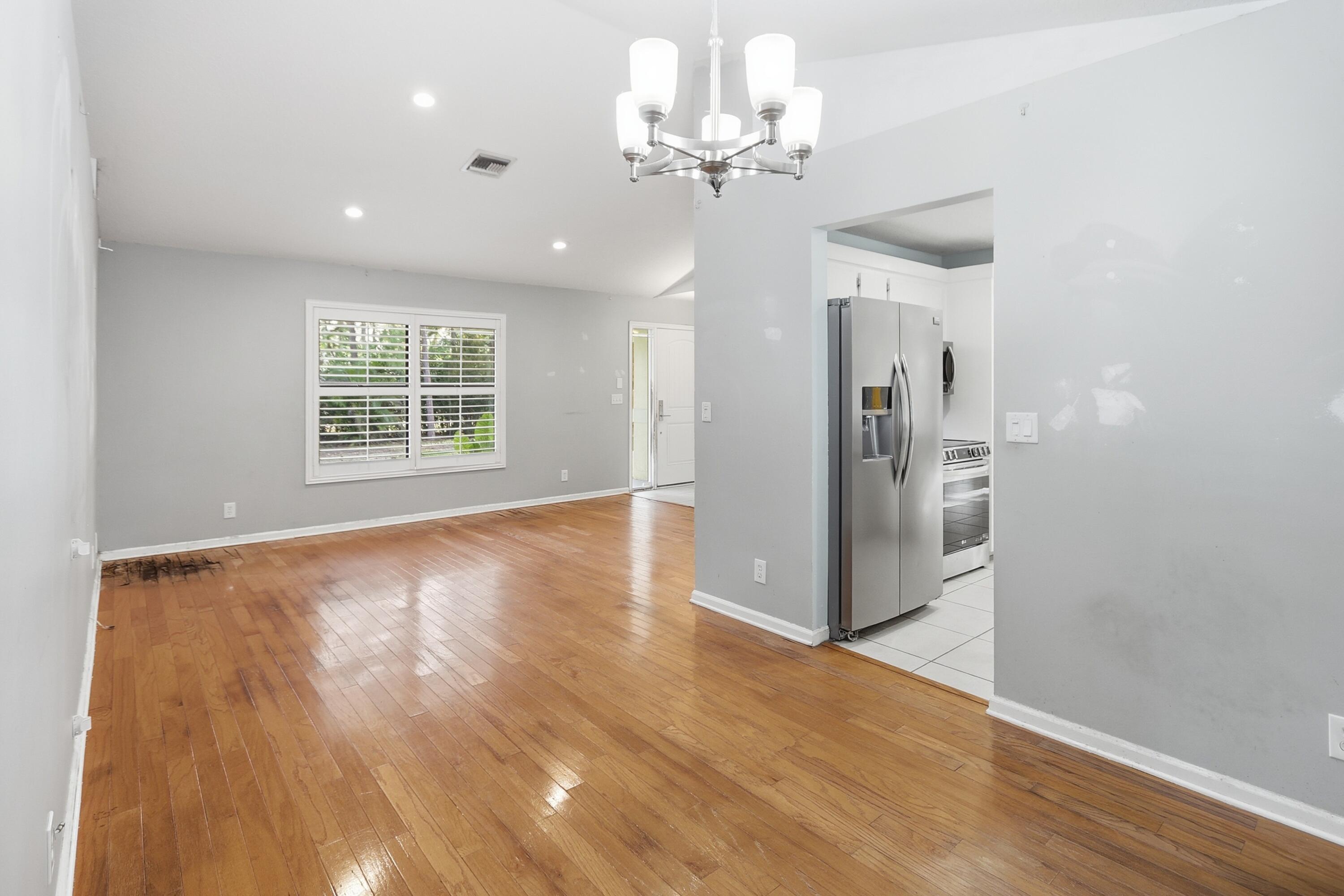 Acreage & Unrec - Residential