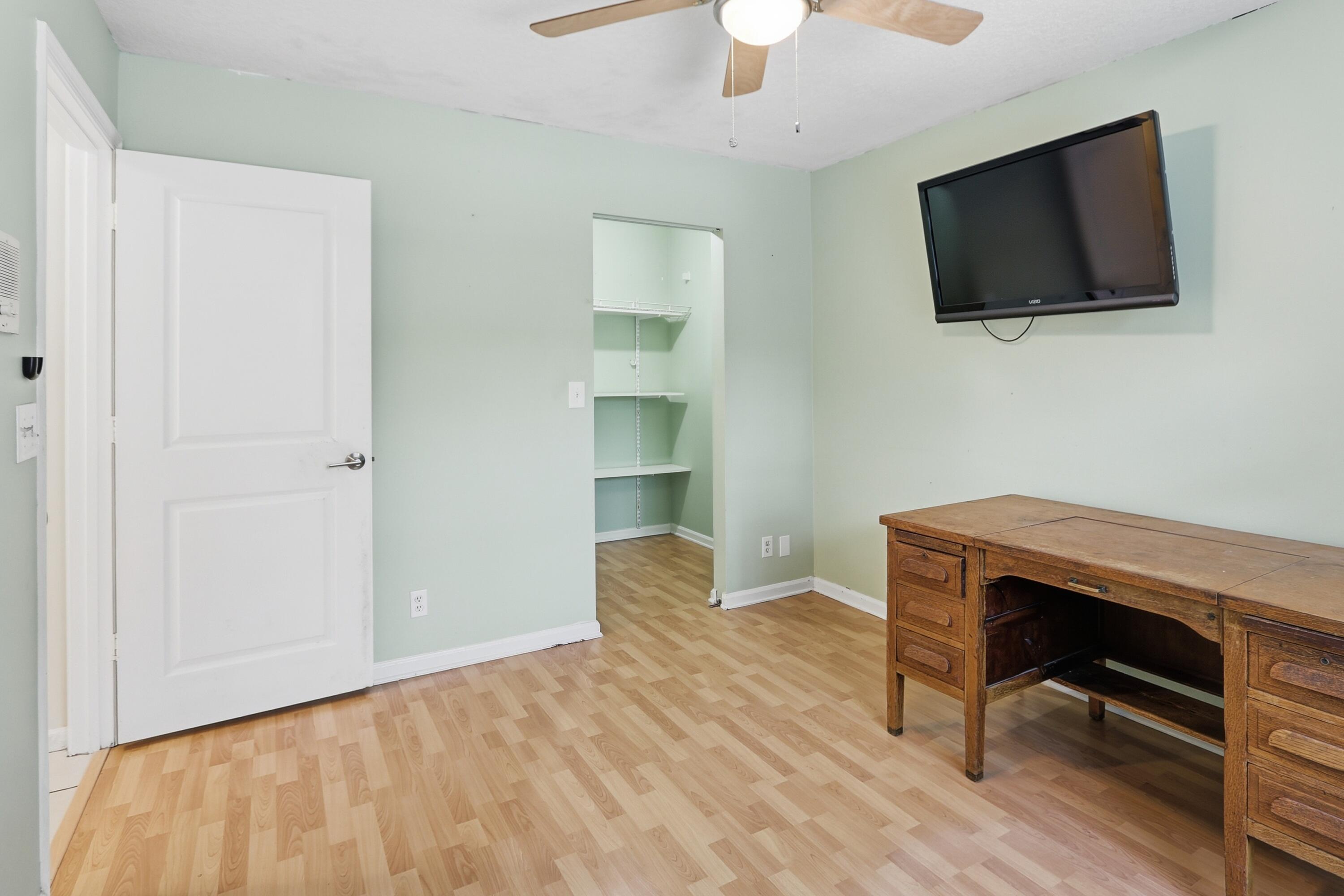 Acreage & Unrec - Residential