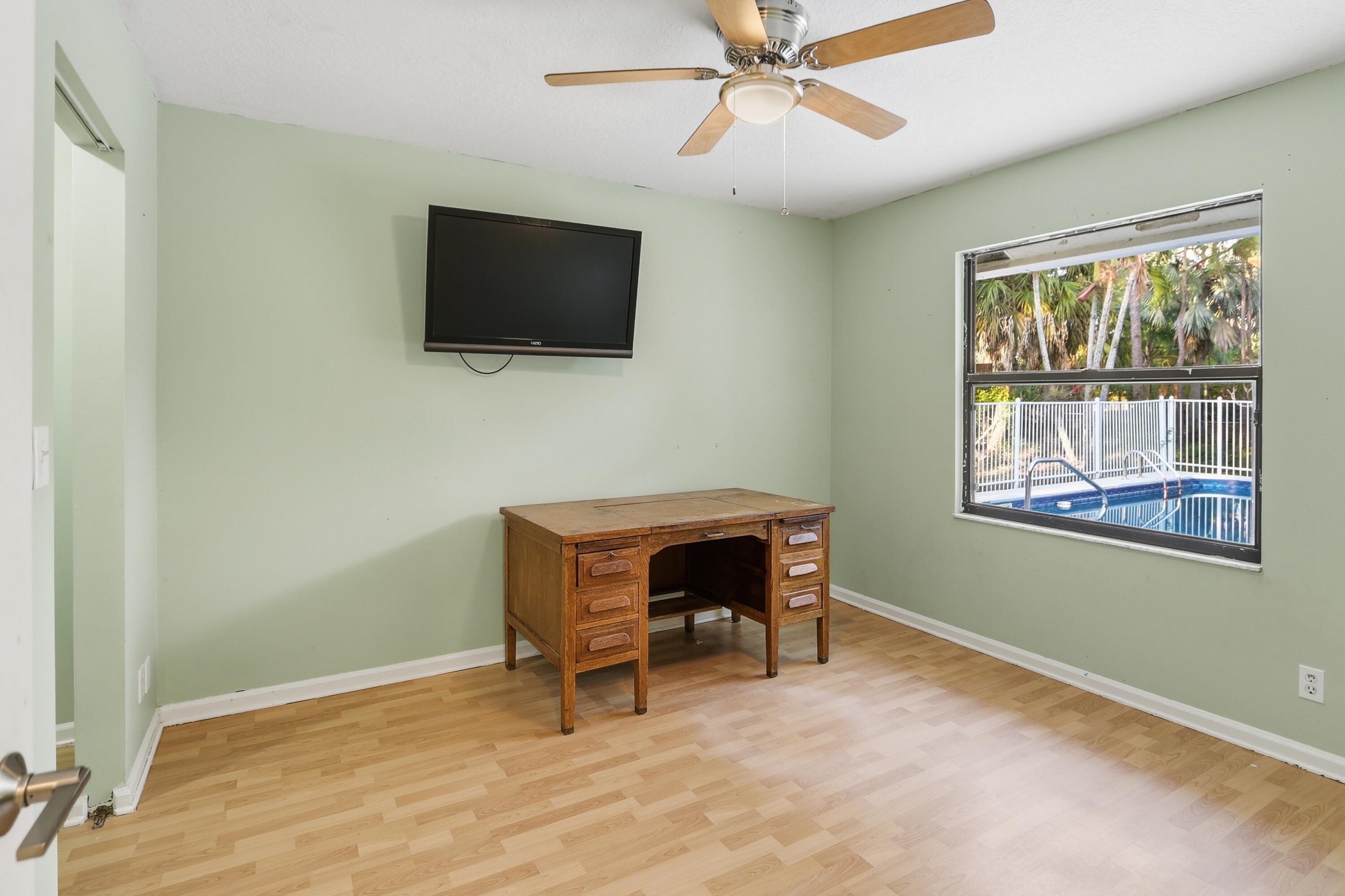 Acreage & Unrec - Residential