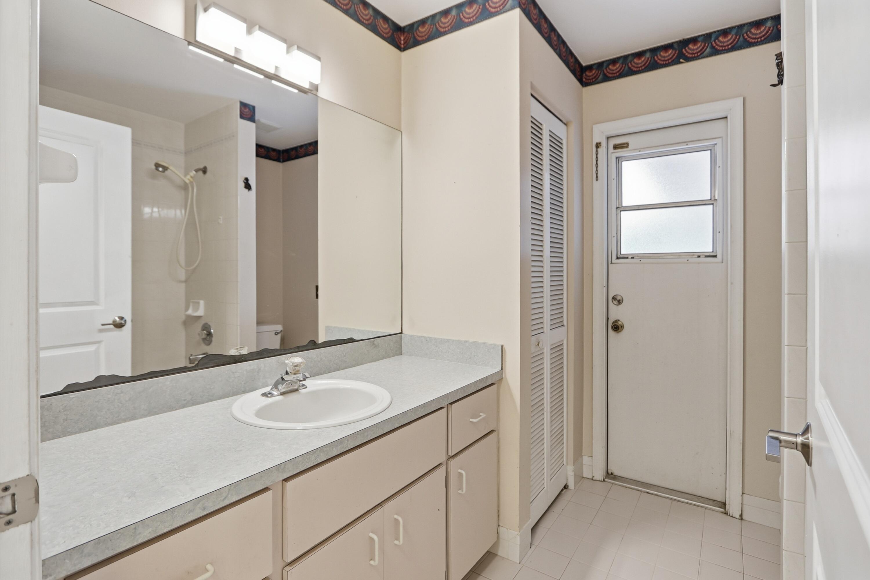 Acreage & Unrec - Residential