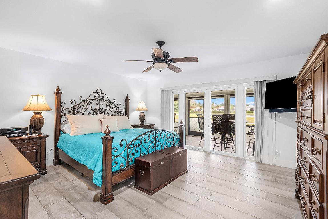 PALMS OF BOCA LAGO - Residential