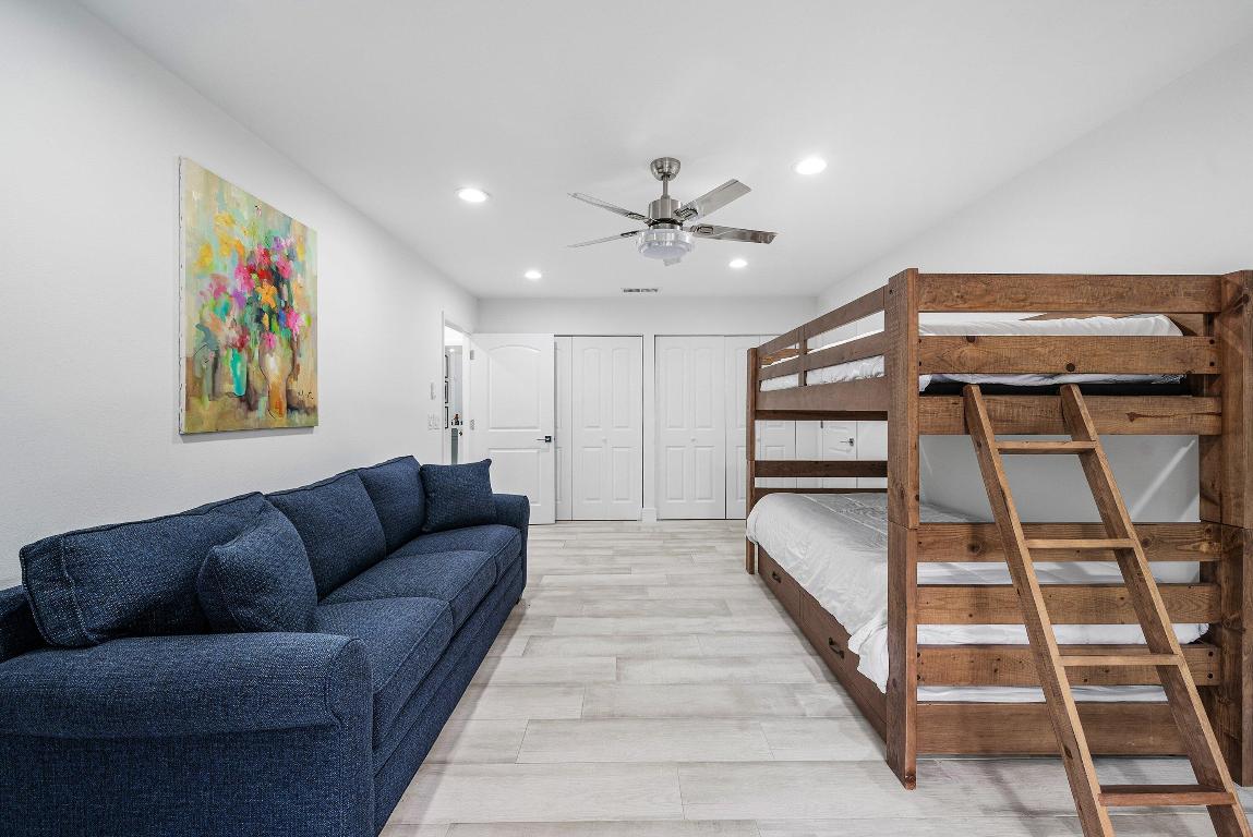 PALMS OF BOCA LAGO - Residential