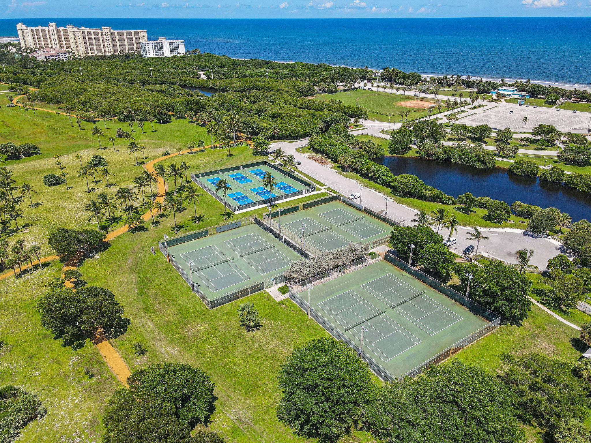 XANADU BY THE SEA - Residential