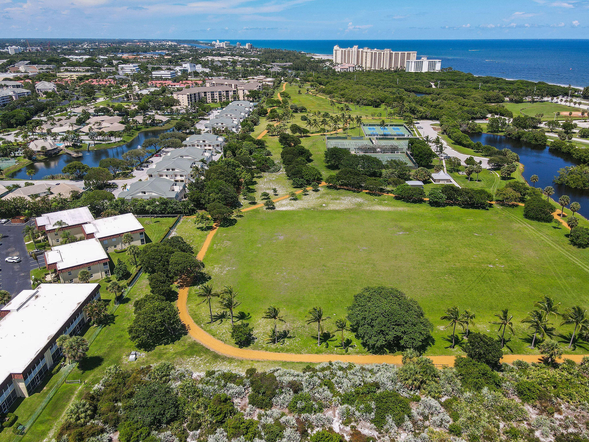 XANADU BY THE SEA - Residential