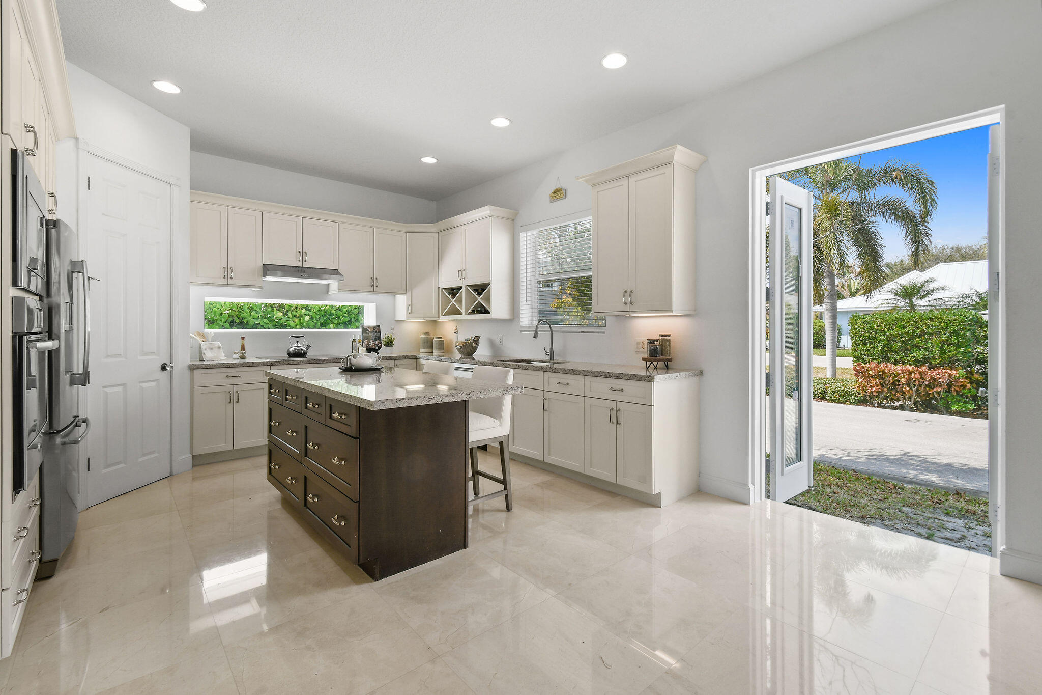 XANADU BY THE SEA - Residential