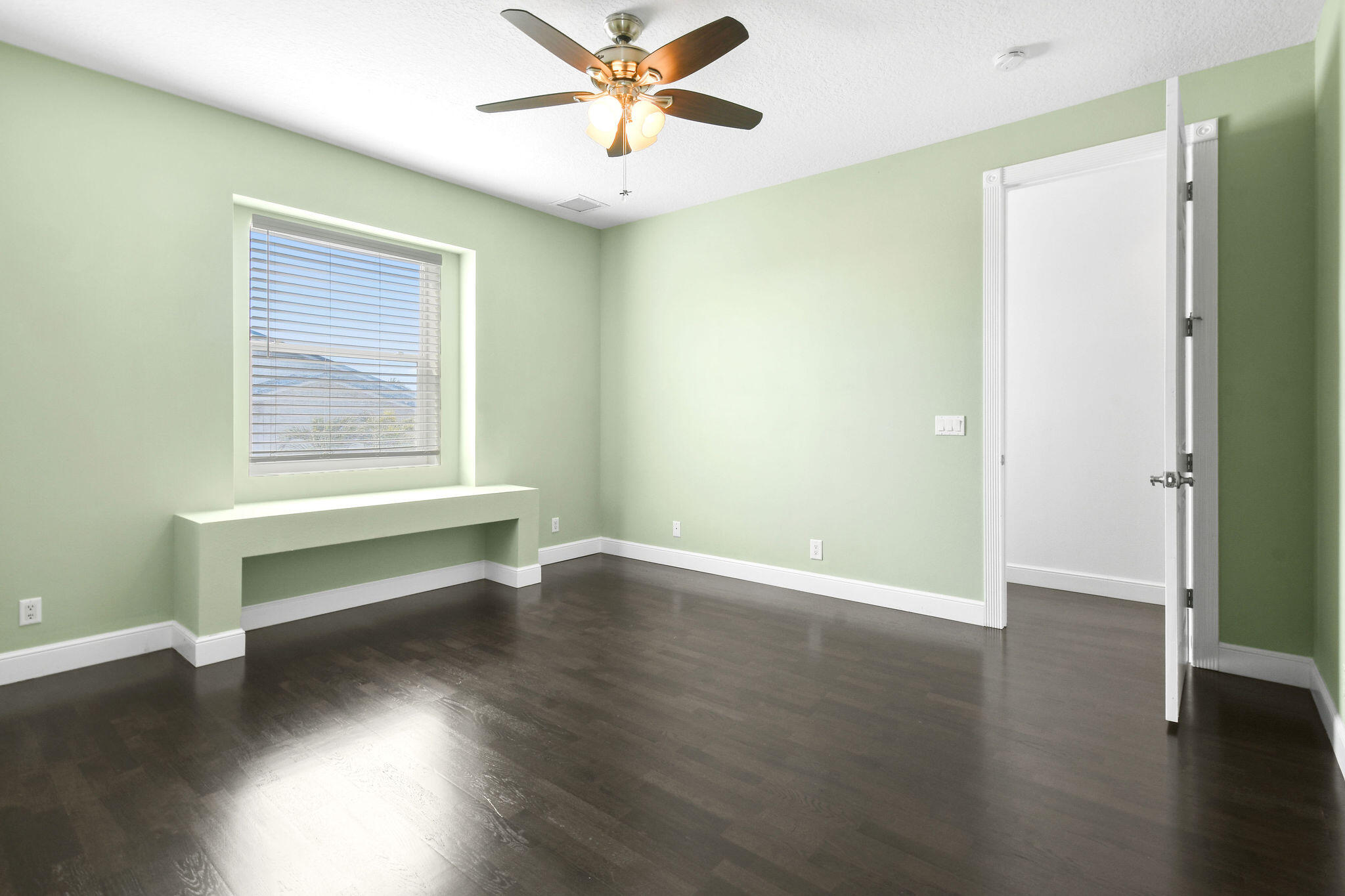 XANADU BY THE SEA - Residential