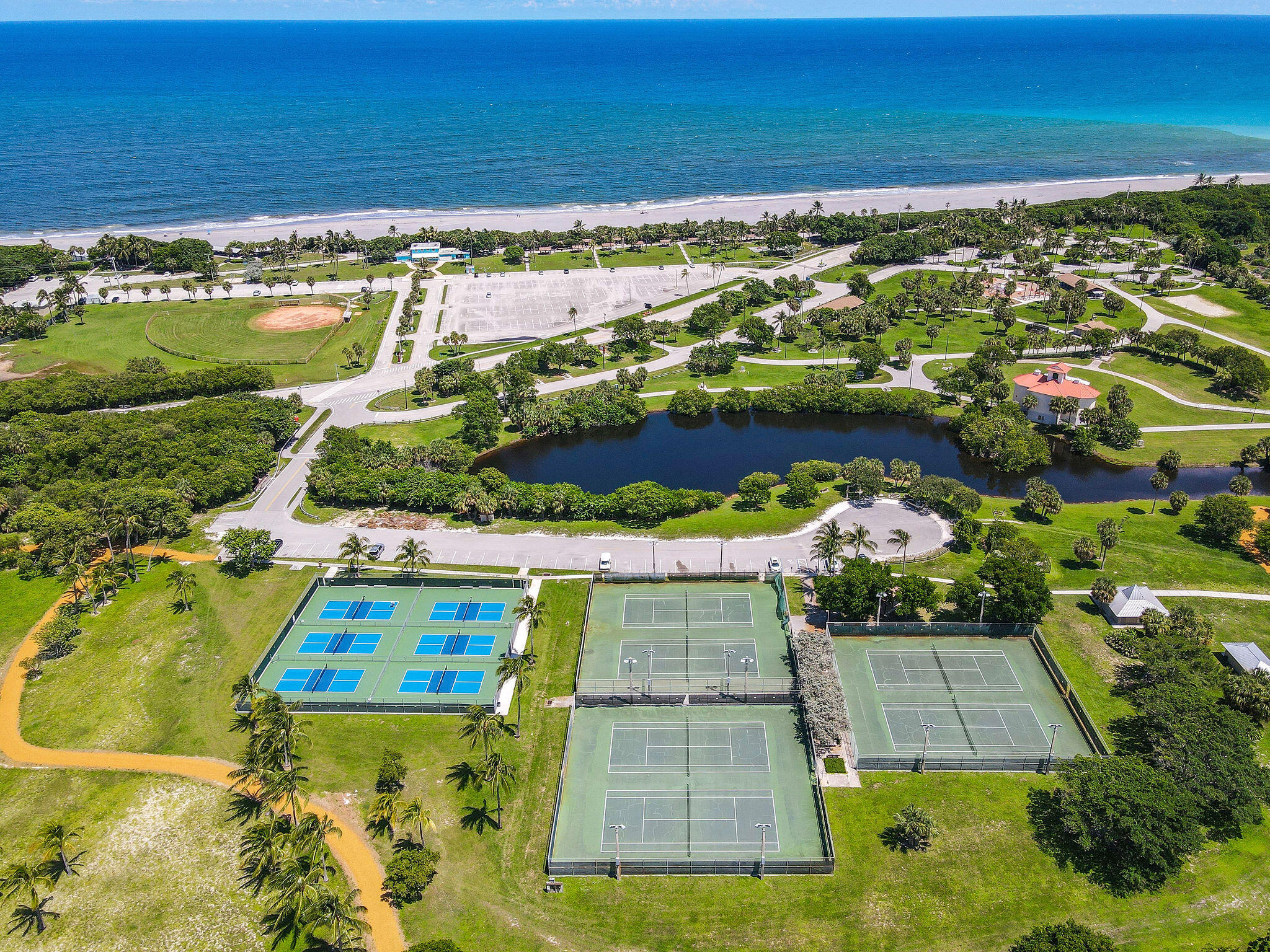 XANADU BY THE SEA - Residential