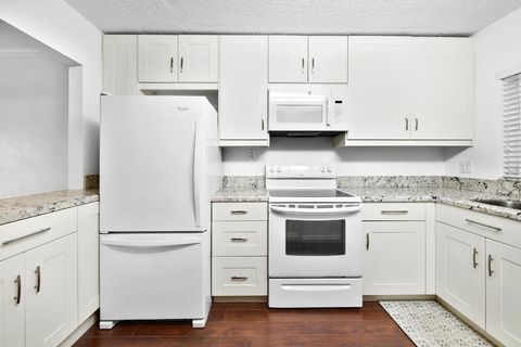 1750 NW 3rd Terrace 105C Fort Lauderdale FL 33311