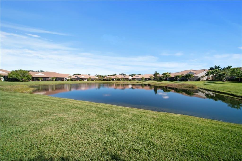 Addison Lakes - Residential