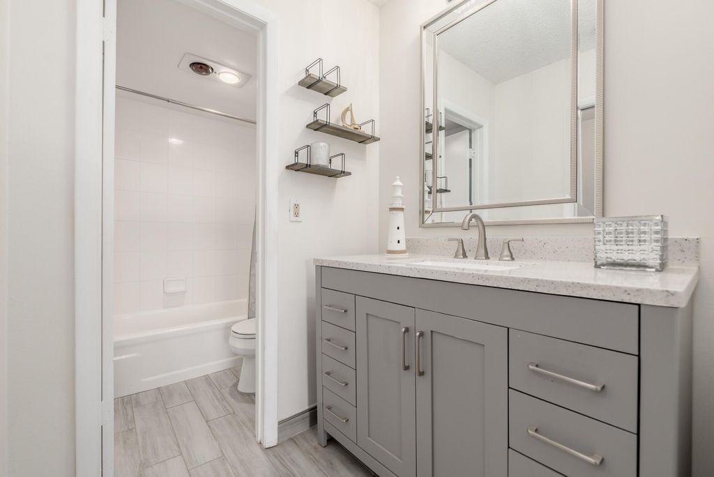 Photo of 950 S Kanner Highway #B-27, Stuart, FL 34994 (MLS # R10976742)