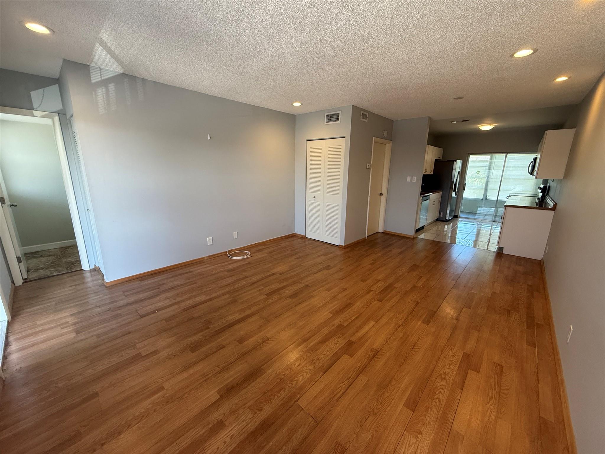 **EASY SHOWINGS** Get ready for this gorgeous 55+ community, spacious 1b/1.5b in Margate with Central AC! And a pool! The living room is spacious, and the kitchen has the needed stainless steel appliances. Free access to the clubhouse with 2 pools (1 of them is heated), gym, playroom, library, and more
- Central AC
- Laminate Flooring throughout
- Second-floor unit
-The community has a pool and beautiful shared green areas
- One parking spot assigned.
- On-site laundry room
Utilities:
- The water is included
- Cable and internet included
- Tenant pays electricity
Lease Terms:
- Annual lease (minimum one year)
Move-In Costs:
- First month's rent
- Security deposit 2x the rent
- Renters insurance required
No pets allowed
A deposit to the association may be required