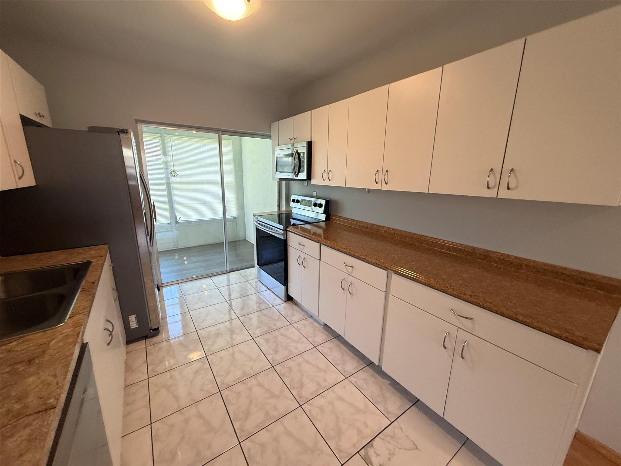 Oriole Gardens 23 Condo - Residential Lease