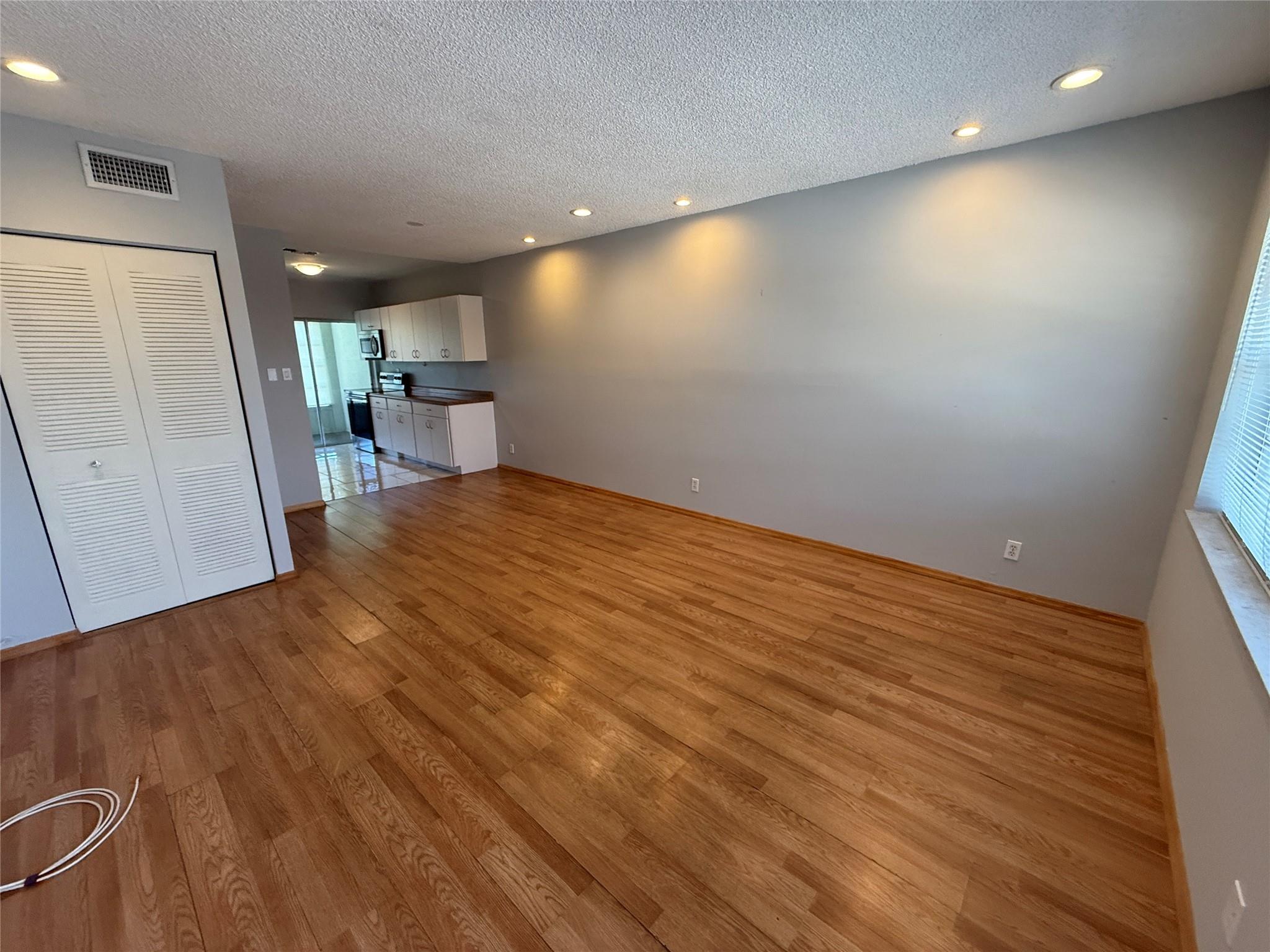 Oriole Gardens 23 Condo - Residential Lease
