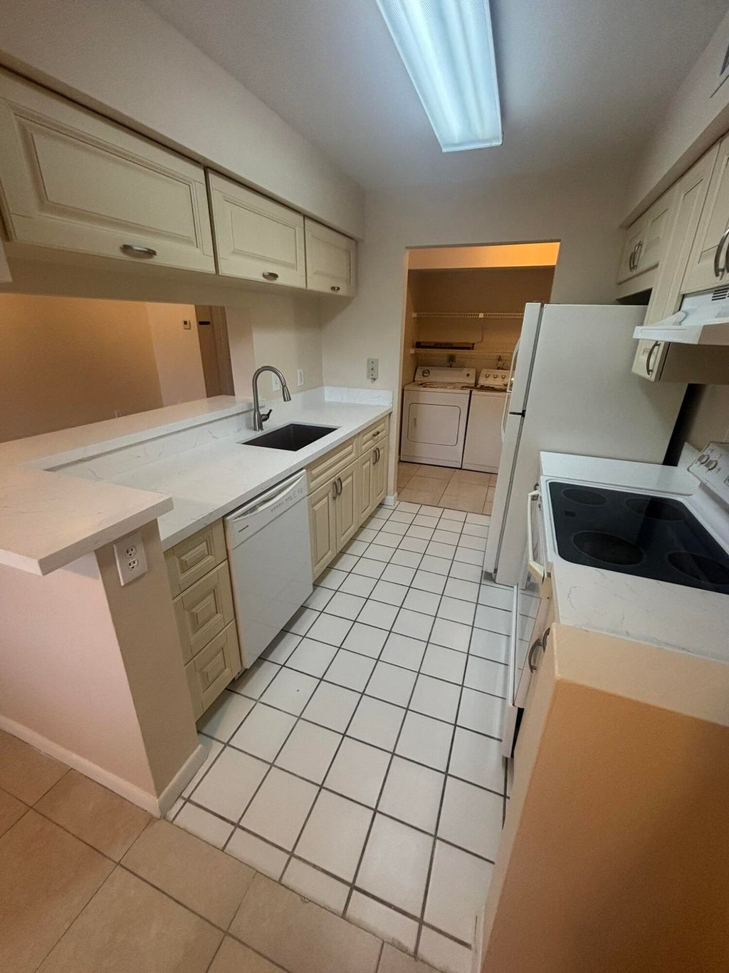 Photo of 9833 Westview Drive #822, Coral Springs, FL 33076 (MLS # F10555028)