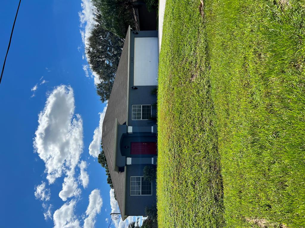 PORT ST LUCIE SECTION 8 - Residential Lease