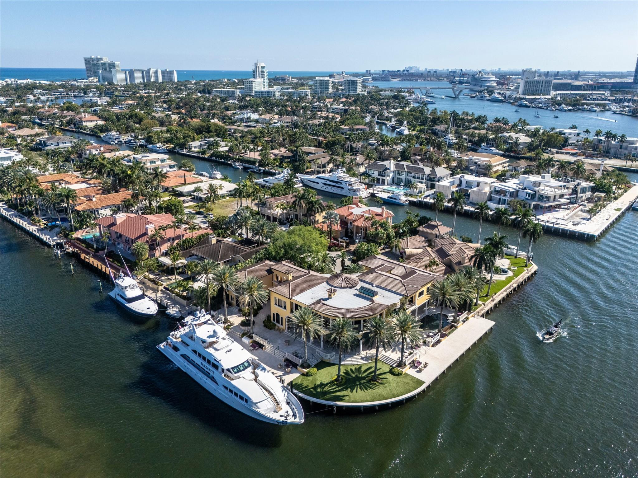 HARBOR BEACH - Residential