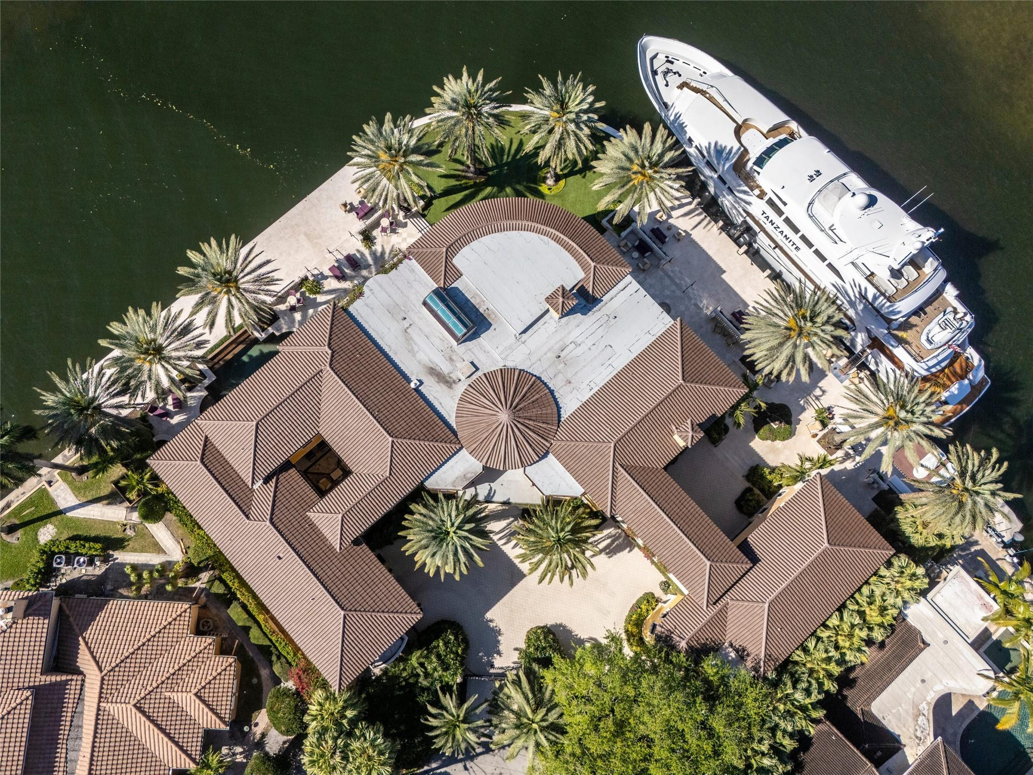 HARBOR BEACH - Residential